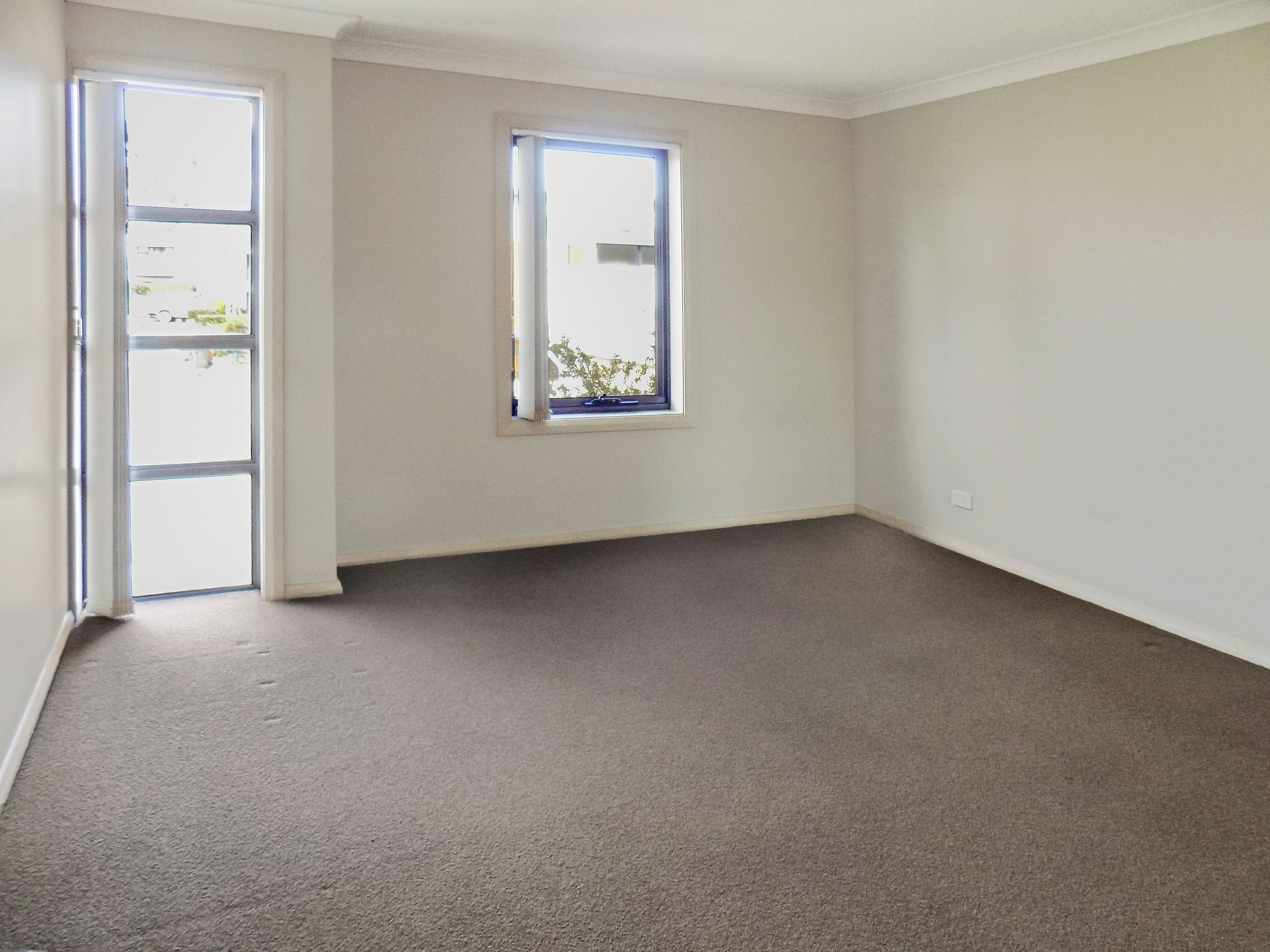 31 Kestrel Circuit, Shortland, NSW 2307