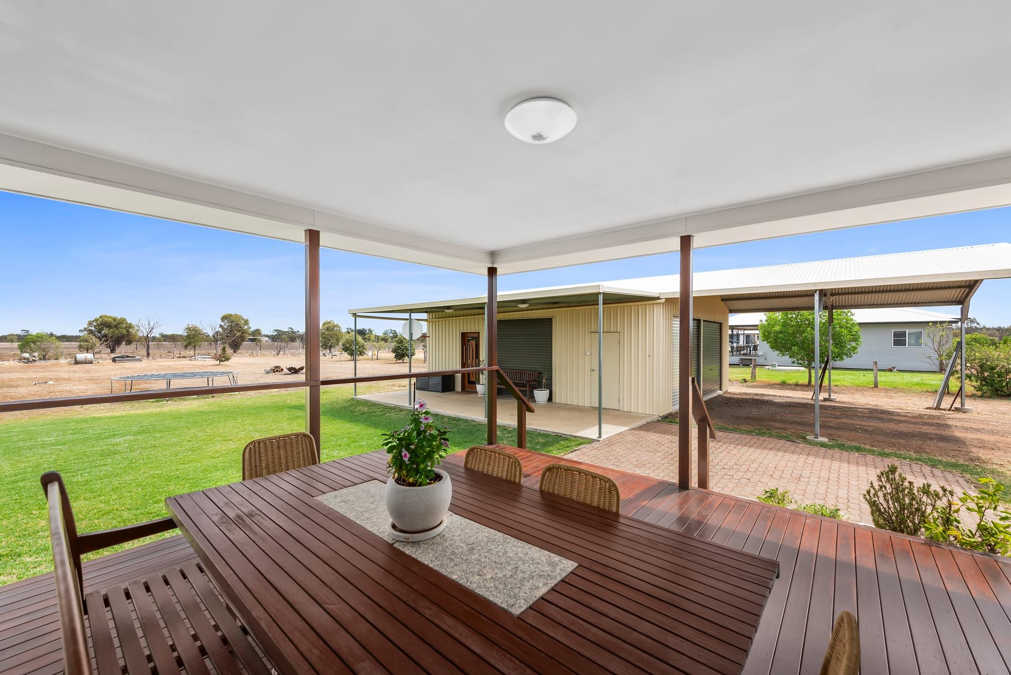 21 James Cook Drive — photo 14 of 17