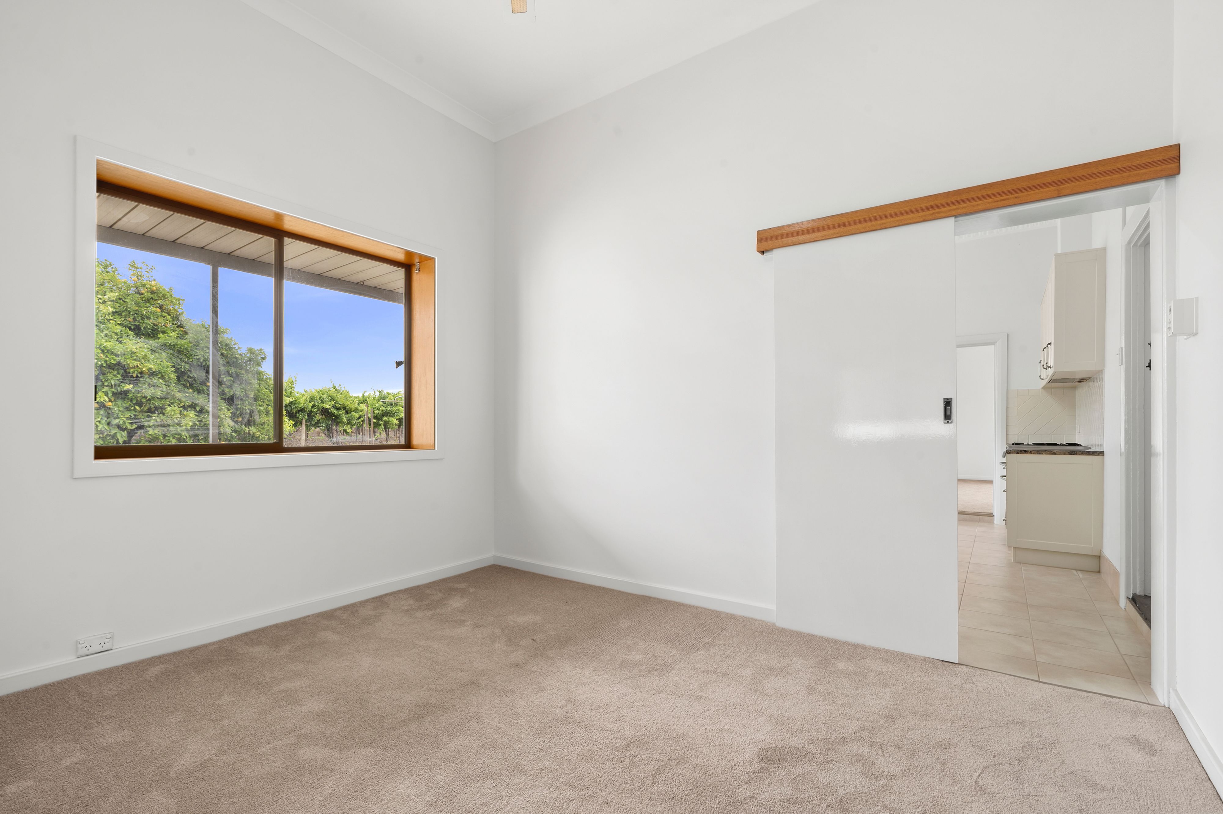 17574 Sturt Highway — photo 10 of 13