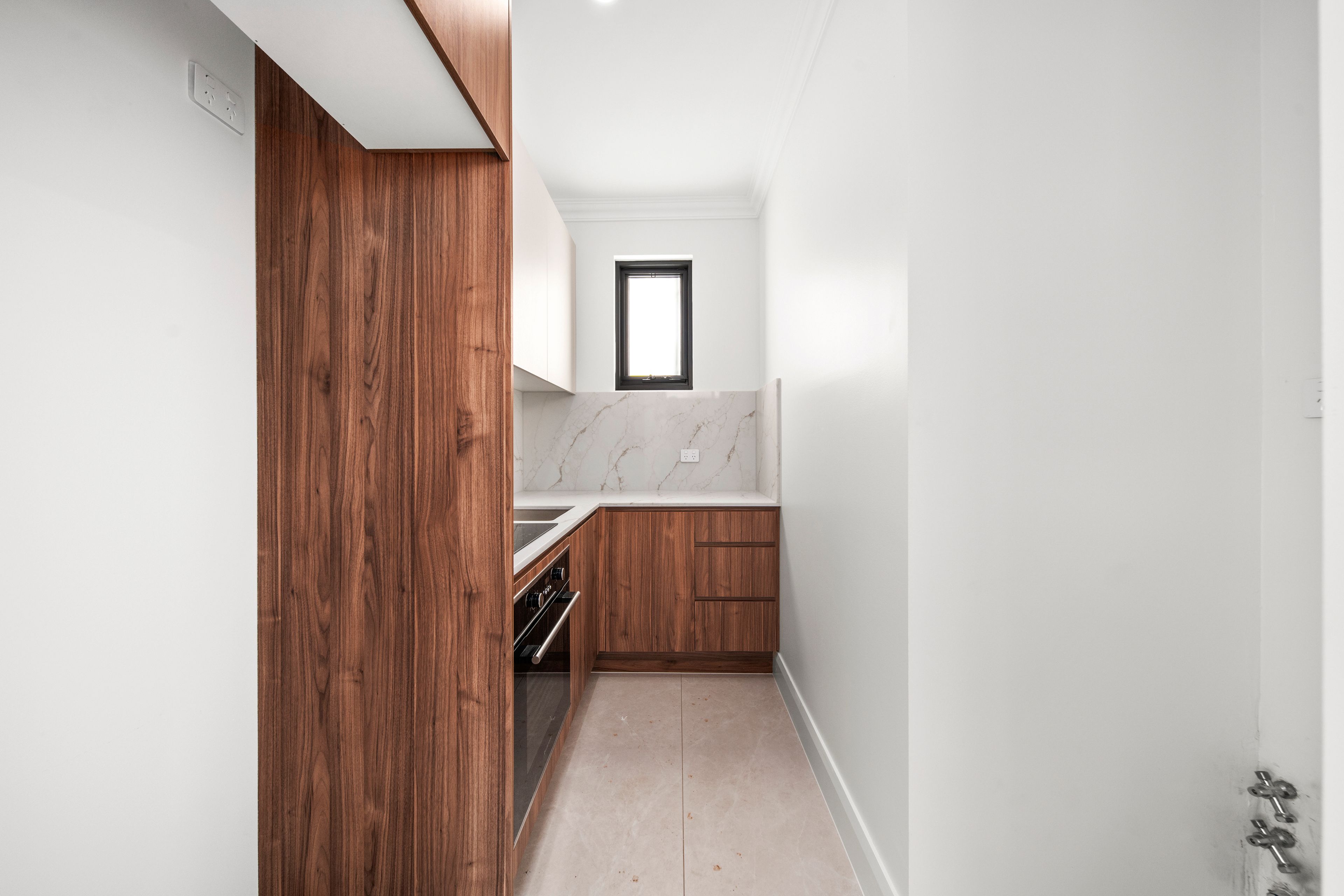 14b Oxford Street — photo 3 of 6