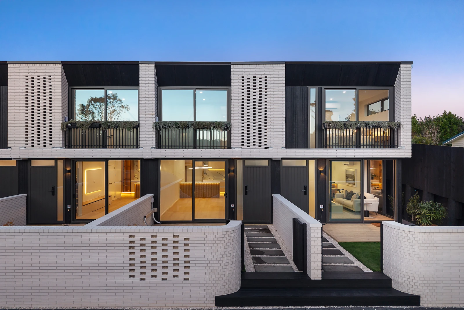 4/49 Stredwick Drive, Torbay, North Shore City