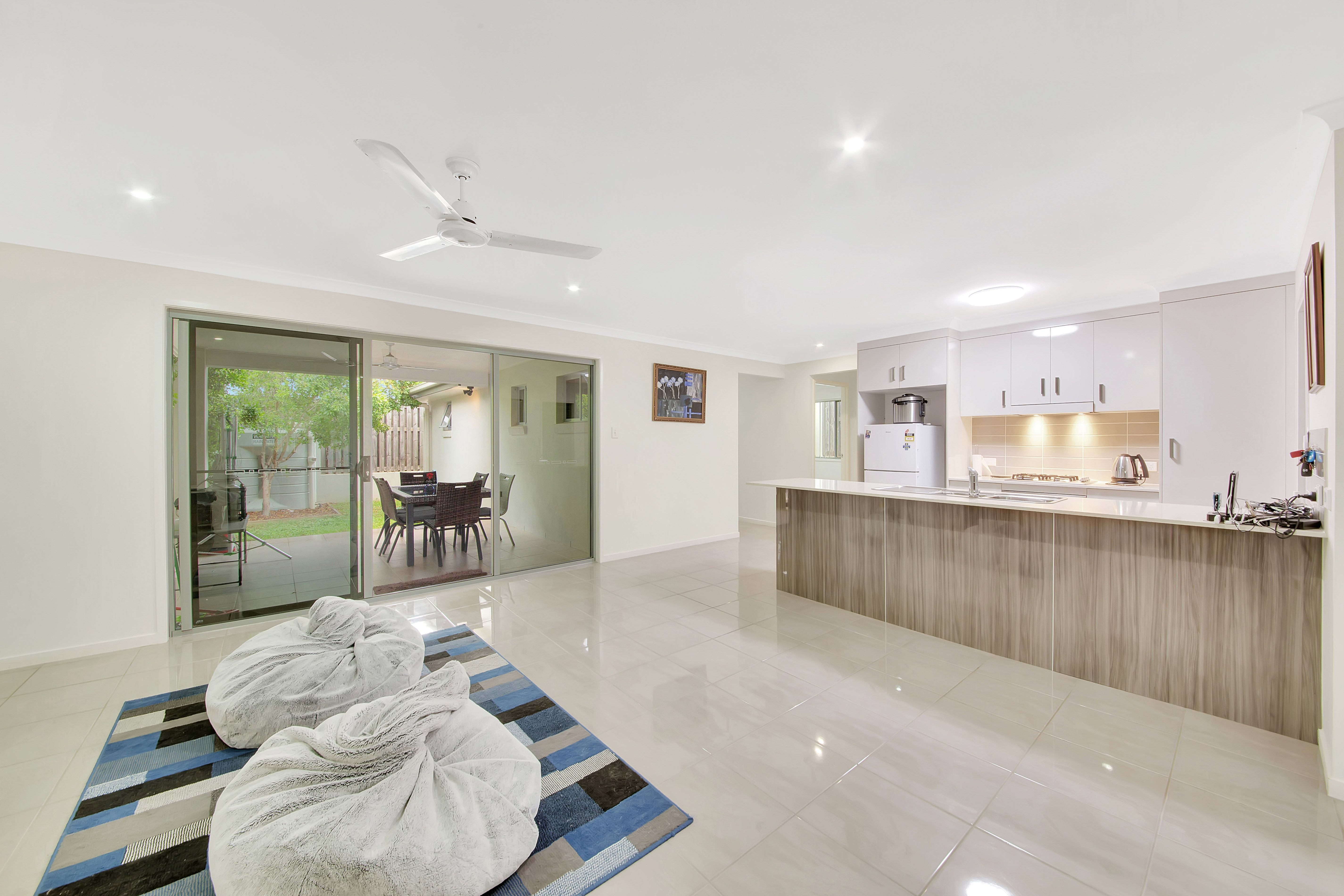 5 Sundowner Road, Clinton, QLD 4680