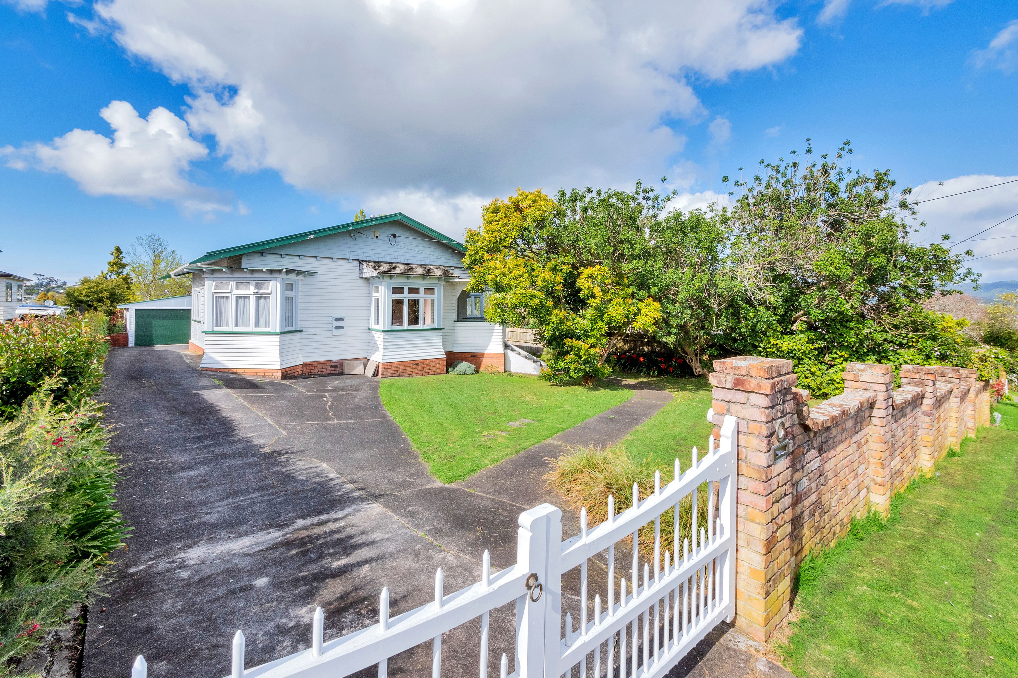 3 James Laurie Street, Henderson, Waitakere City