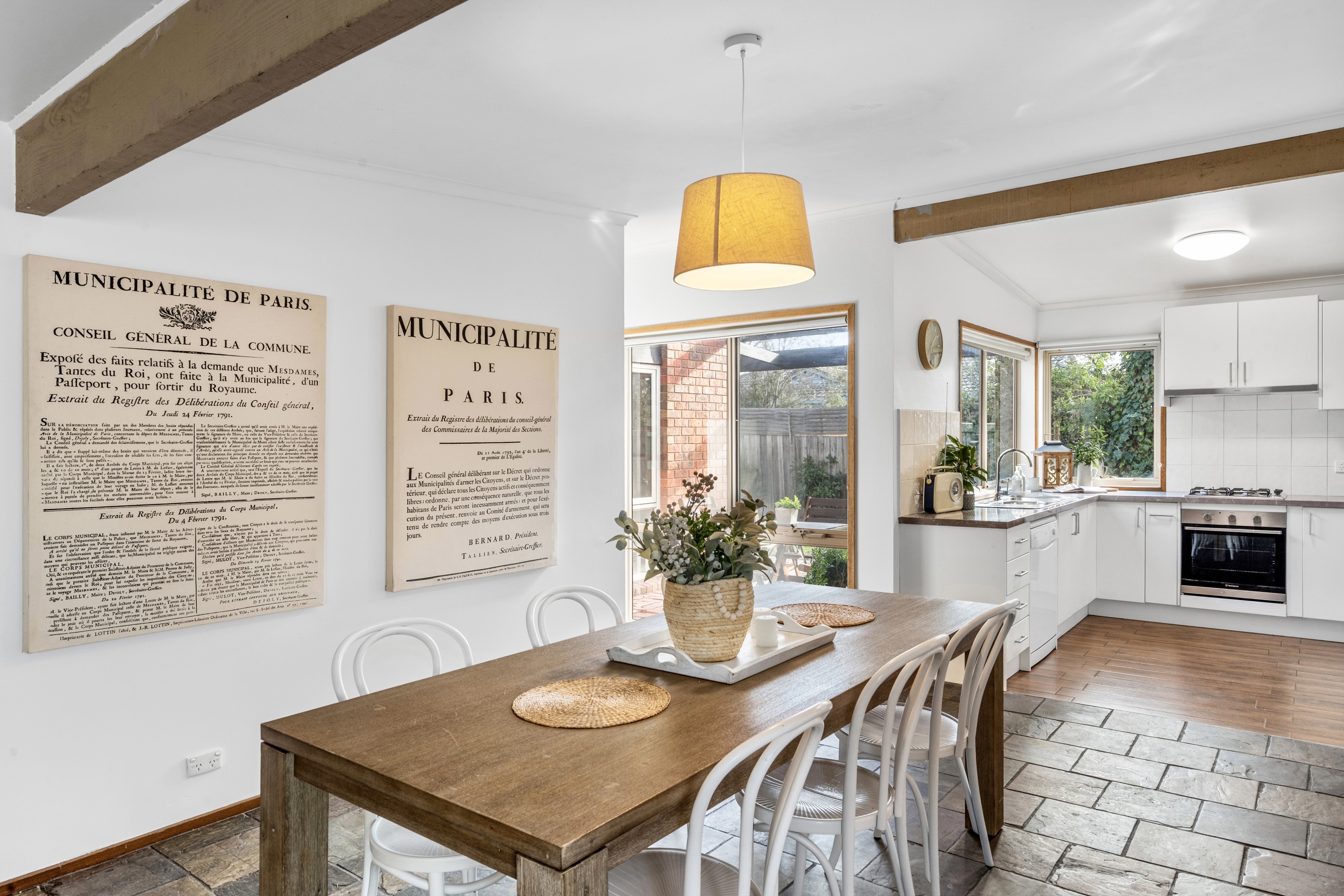 1 Oakhurst Court, Frankston, VIC 3199