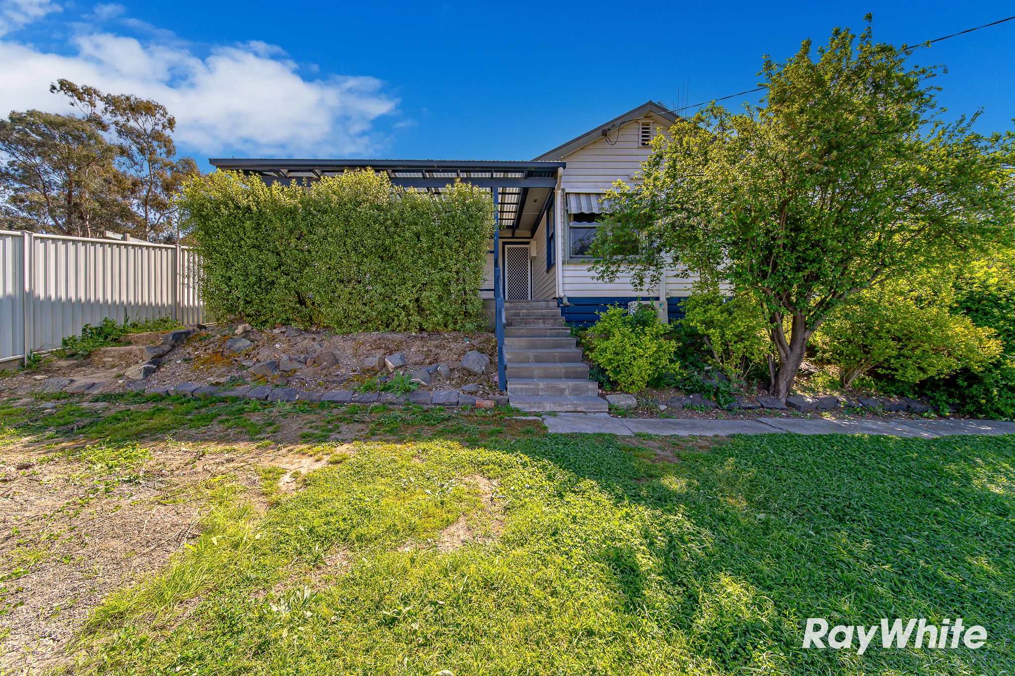 100 Mackenzie Street West, Golden Square, VIC 3555 Leased House Ray