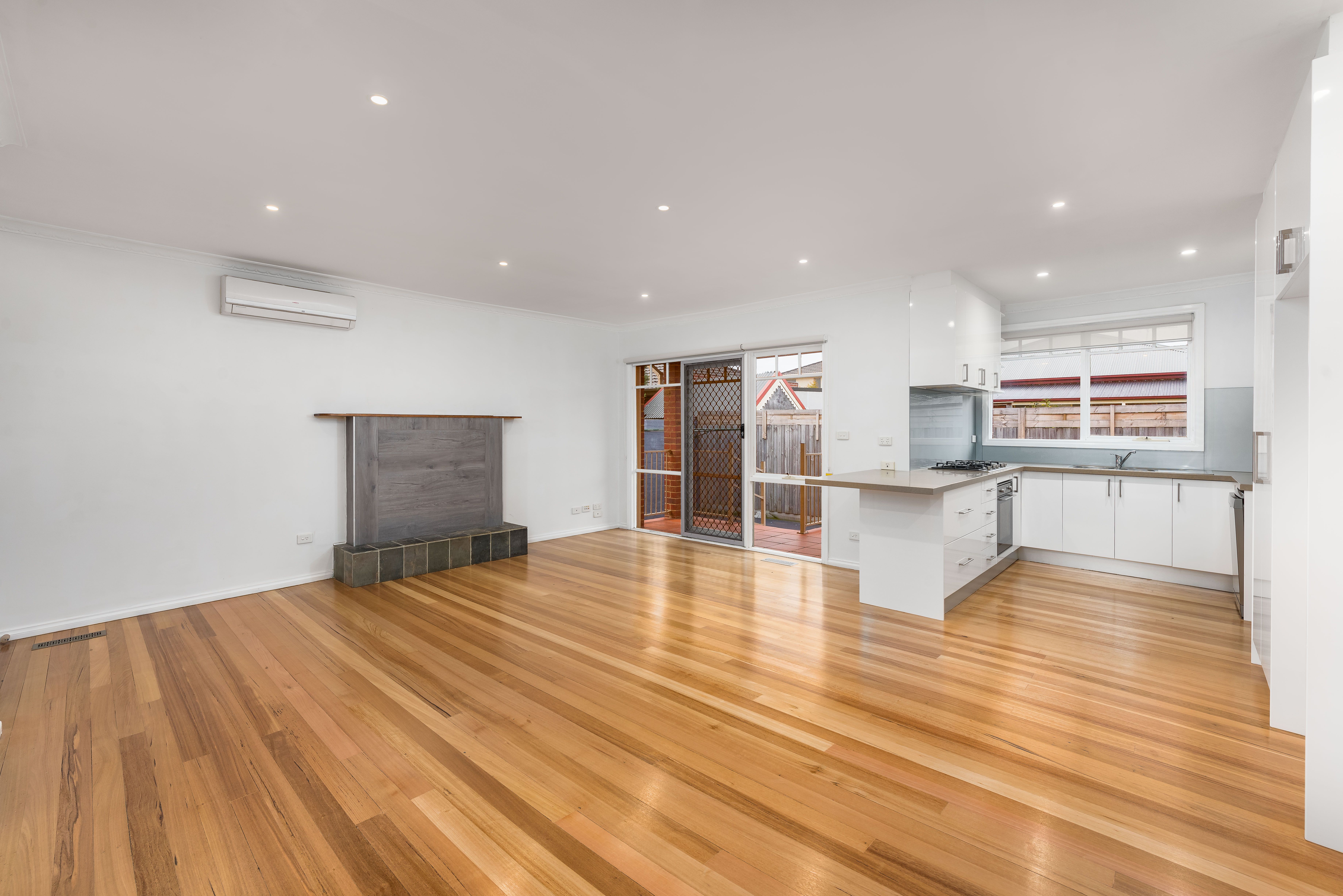 2/20 Bradshaw Street, Kingsbury, VIC 3083
