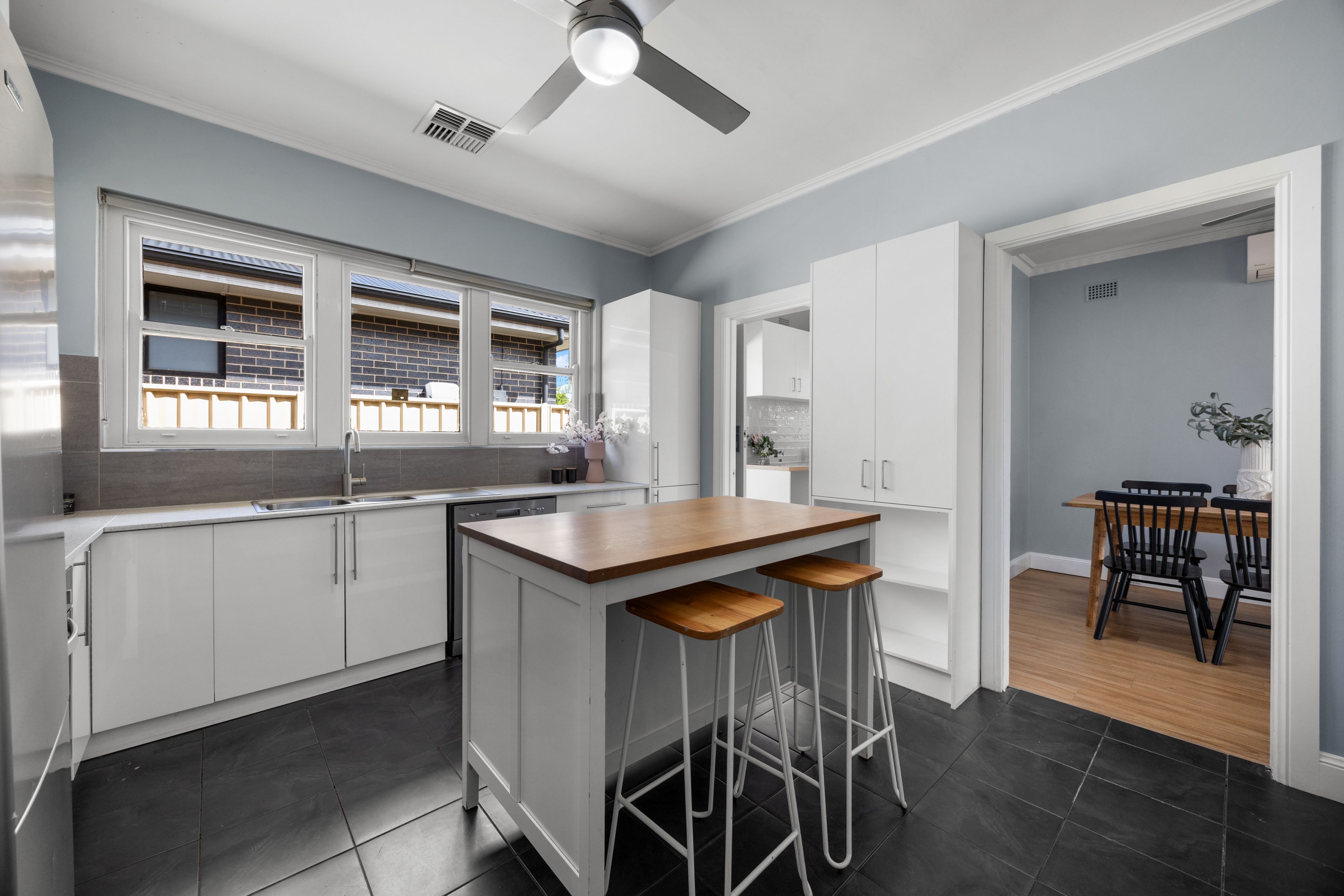 64 Marion Road — photo 7 of 18