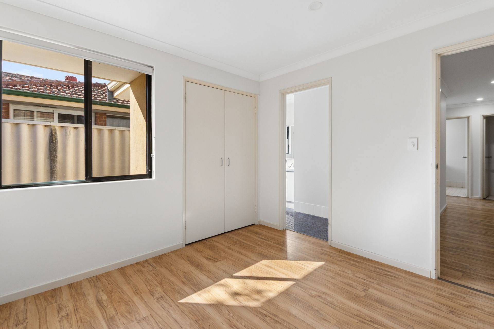 31/11 Elvire Street — photo 6 of 17