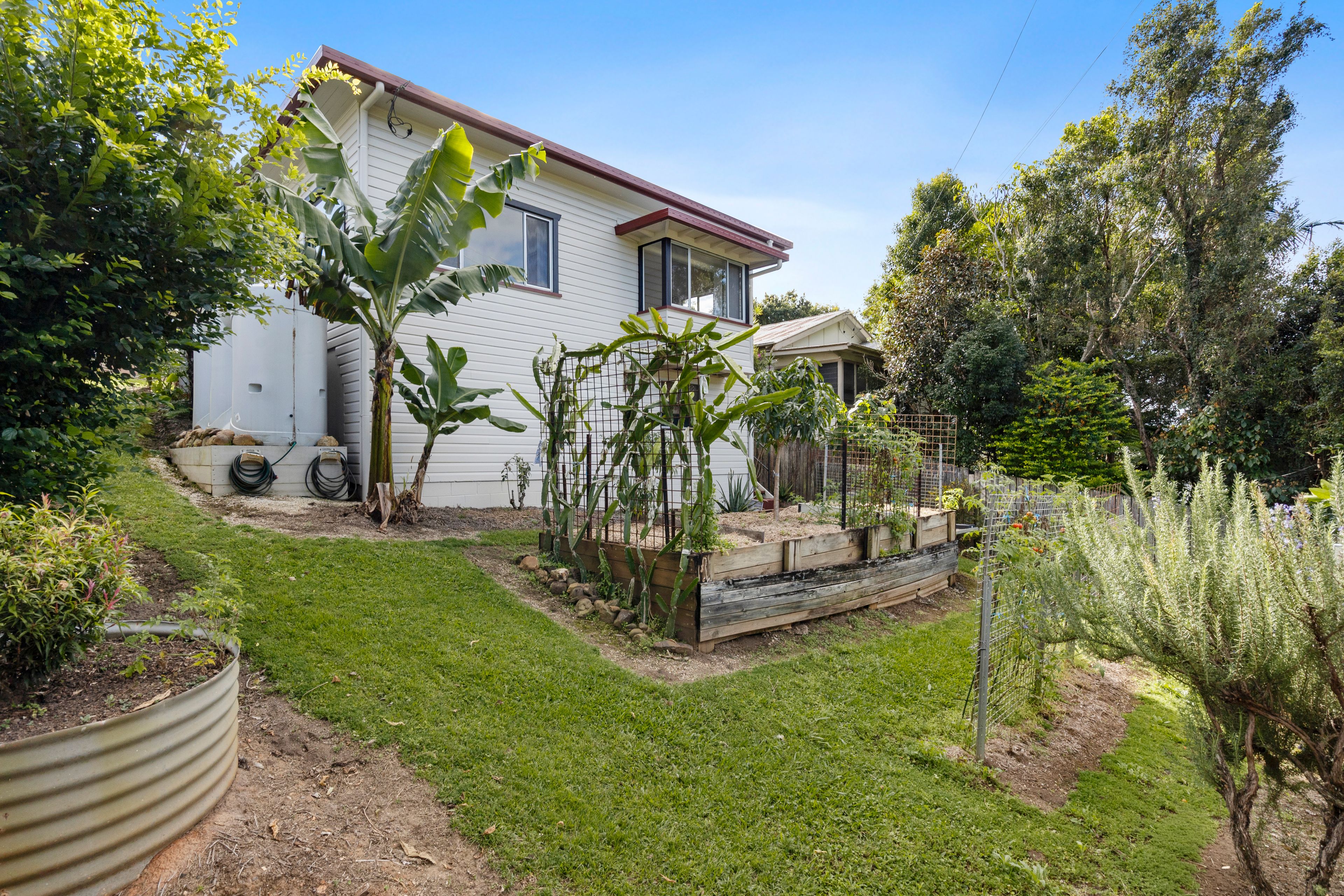 475 Tweed Valley Way — photo 16 of 21
