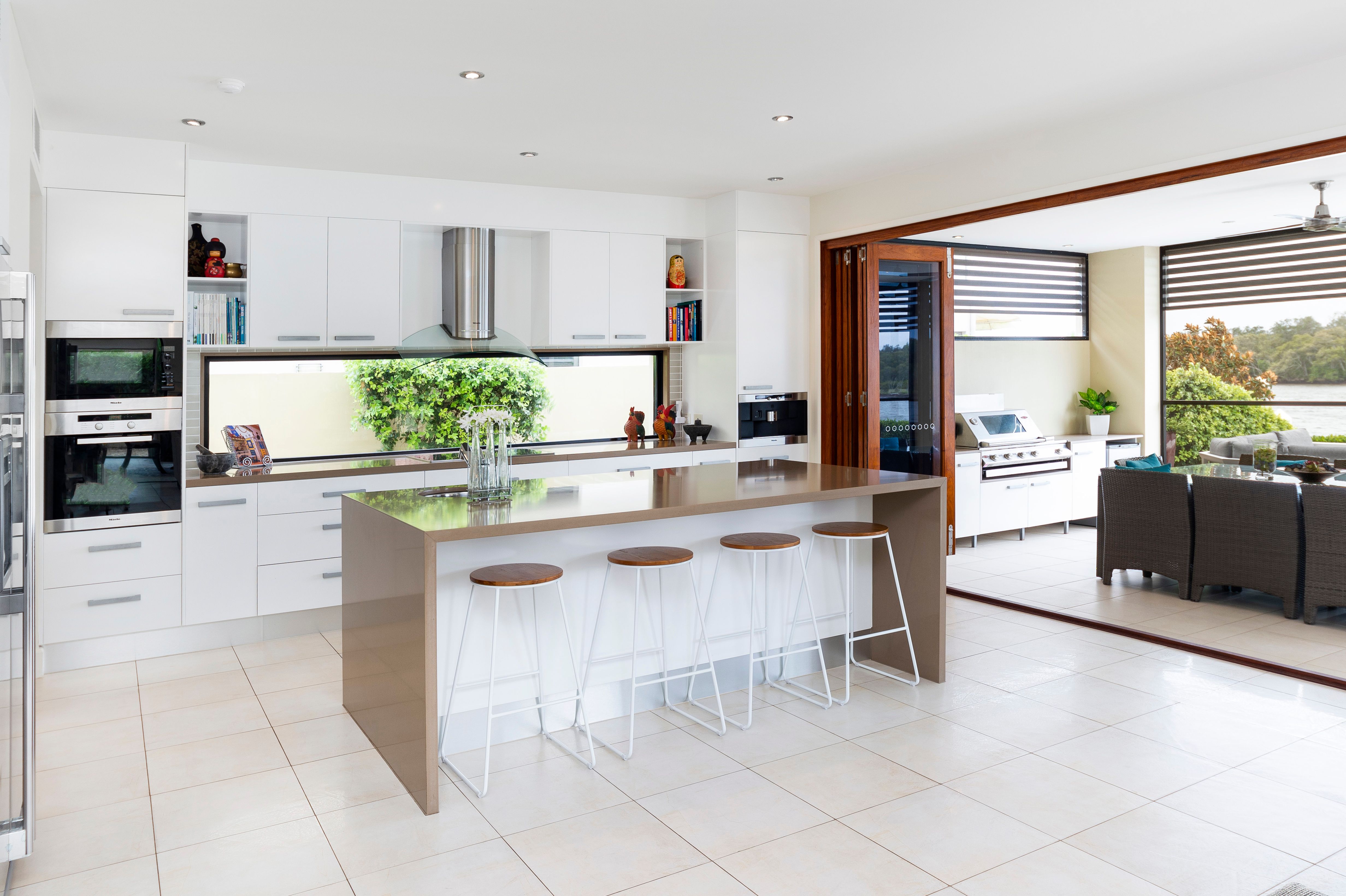 8089 Riverside Drive, Sanctuary Cove, QLD 4212