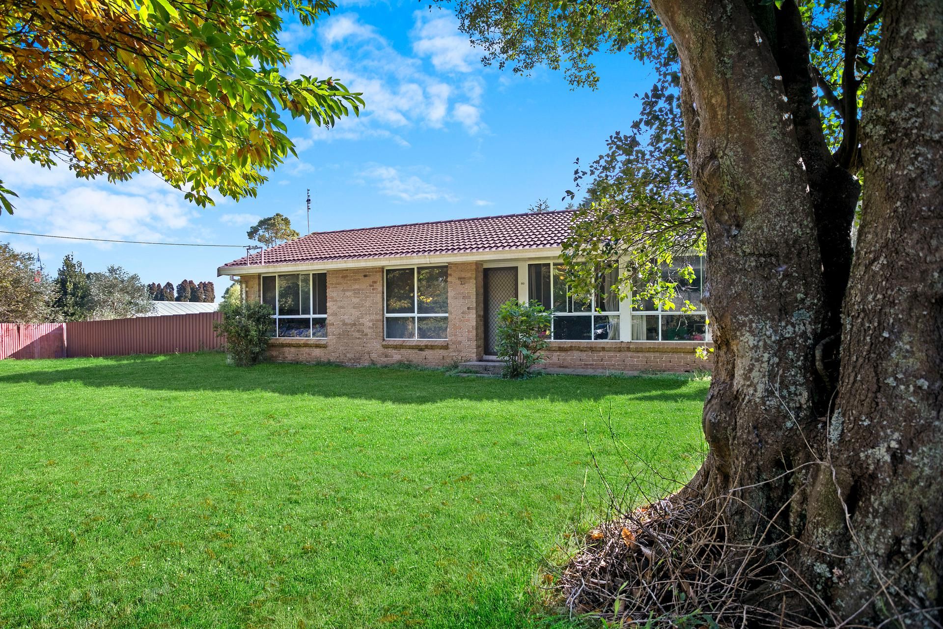 80 Burrawang Street, Robertson NSW 2577