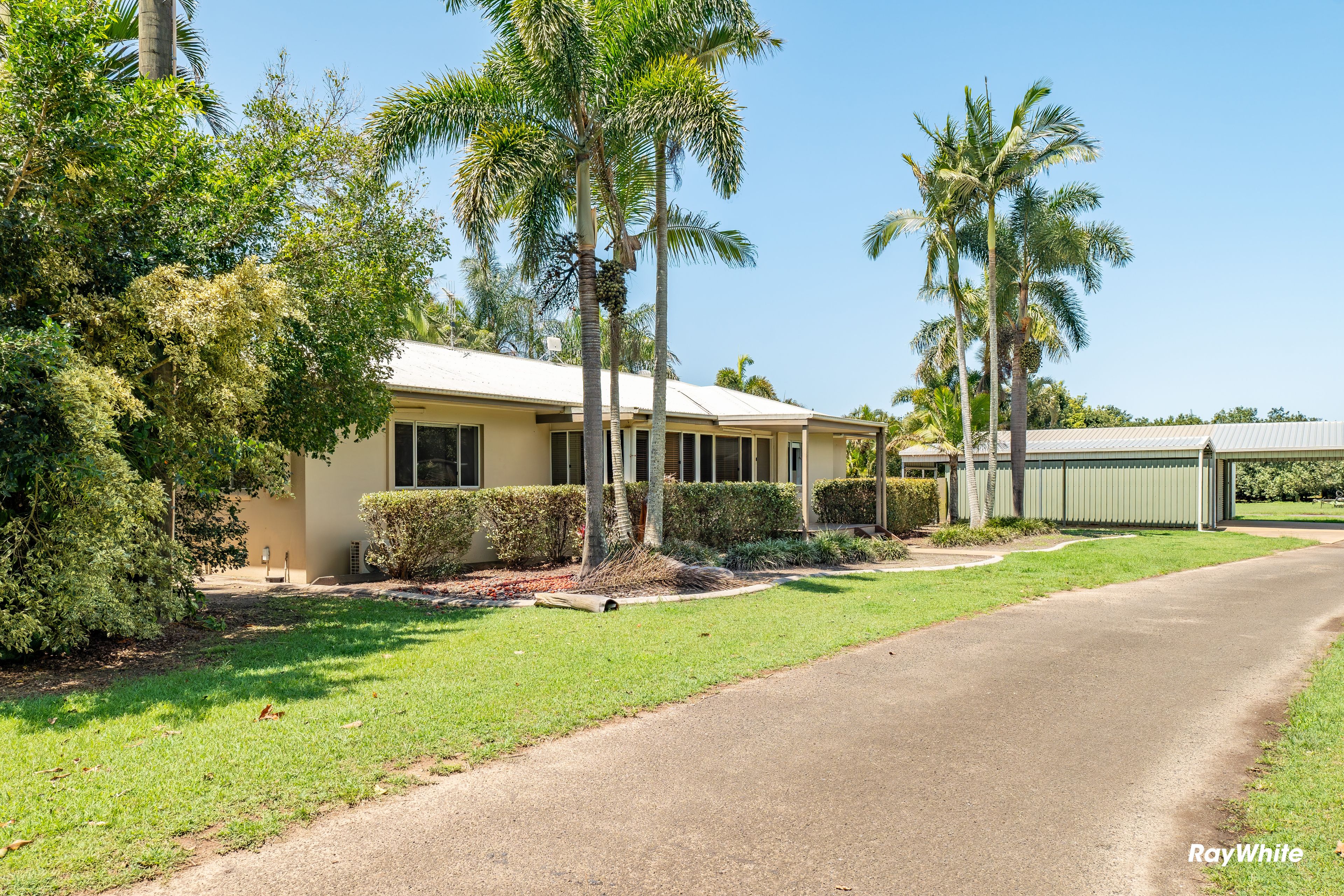 80 Leonardis Road, Alloway, QLD 4670