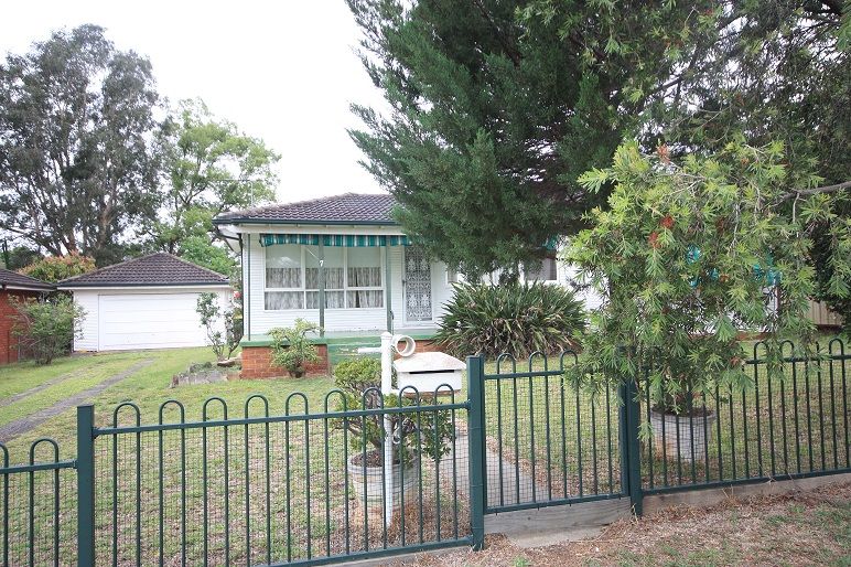 7 Palmer Street, Ingleburn, NSW 2565