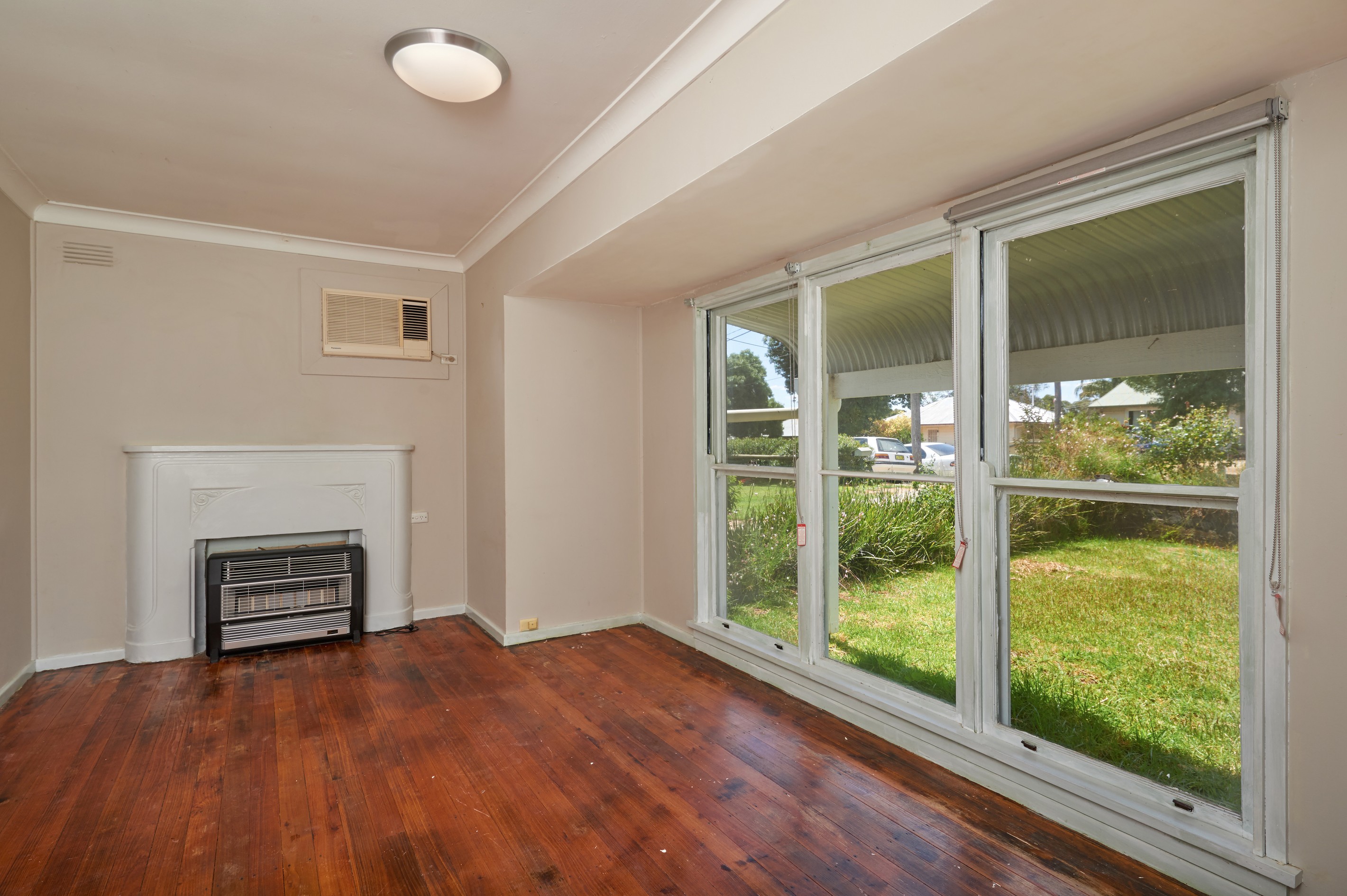 30 Condon Avenue, Mount Austin, NSW 2650