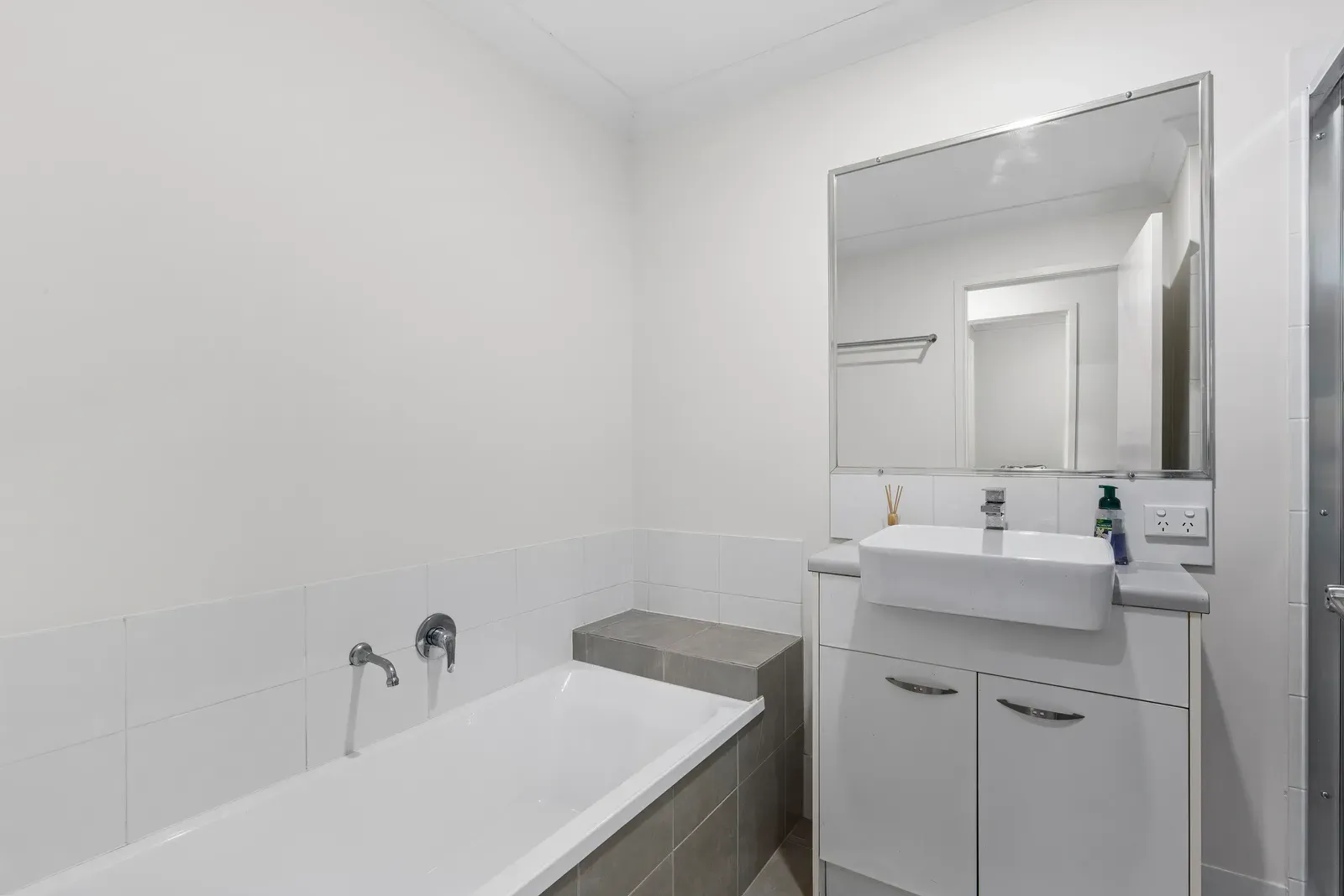4 Mersey Street — photo 12 of 22