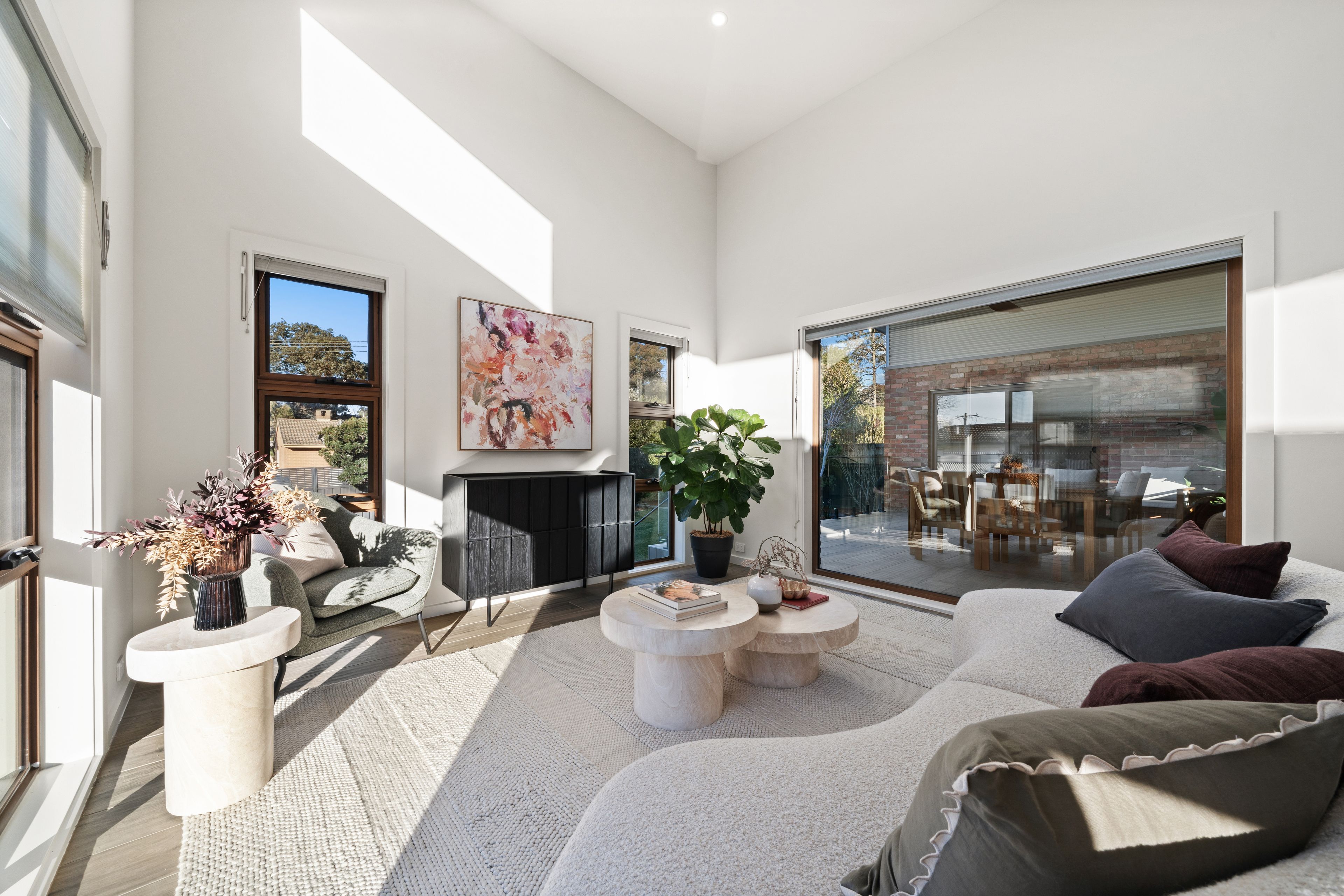 15 Henry Street — photo 6 of 23