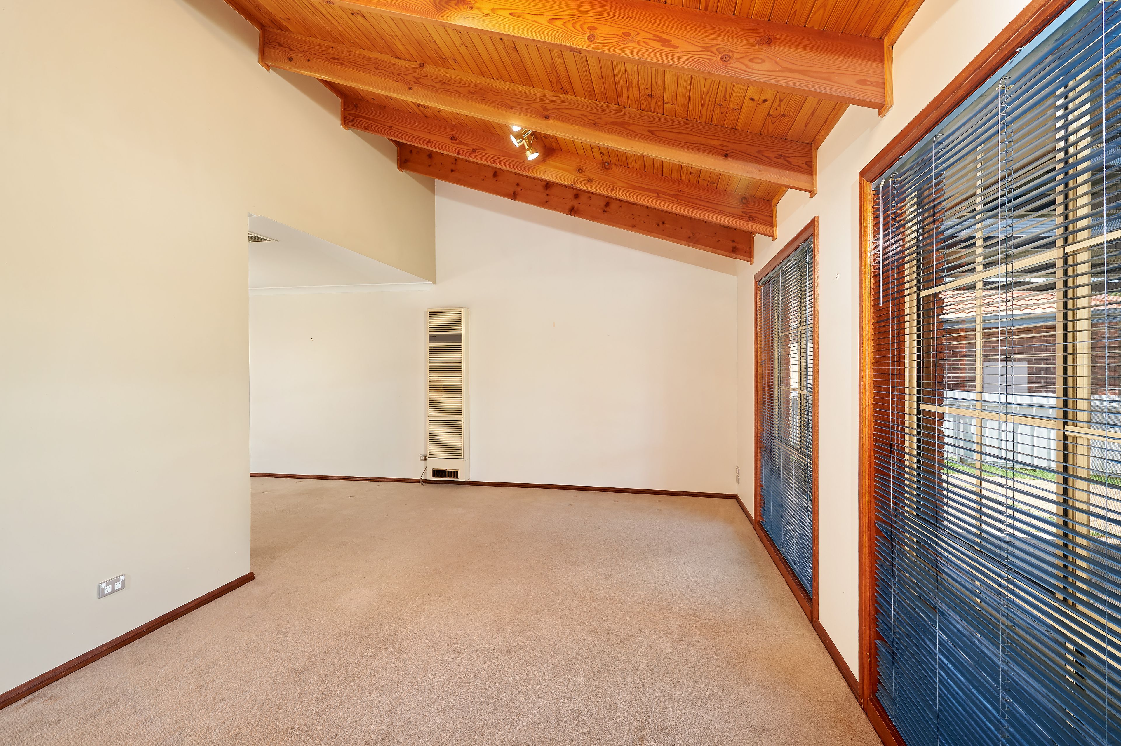 6 Matheson Place, Estella, NSW 2650
