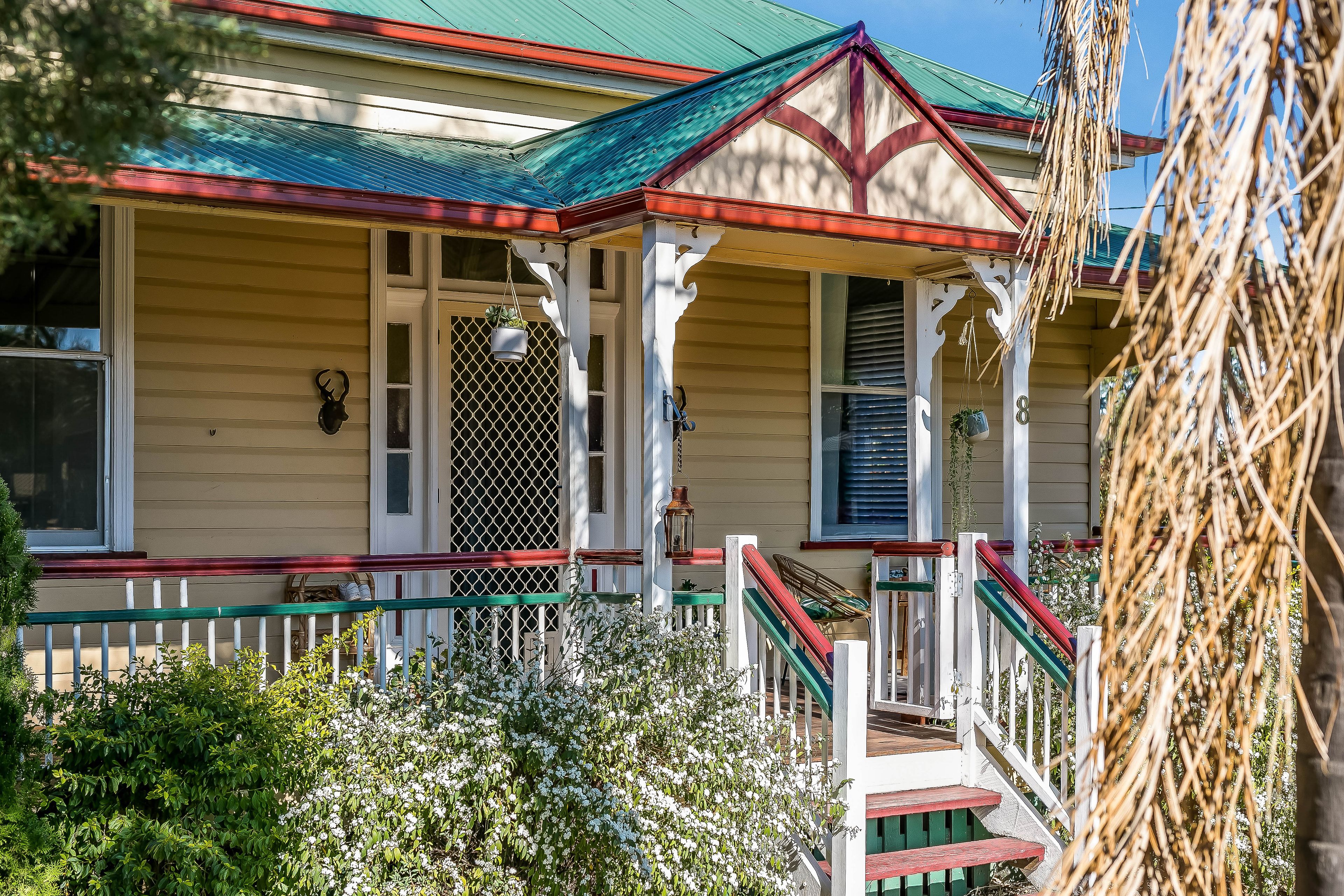 8 Hamilton Street, Wyreema, QLD 4352