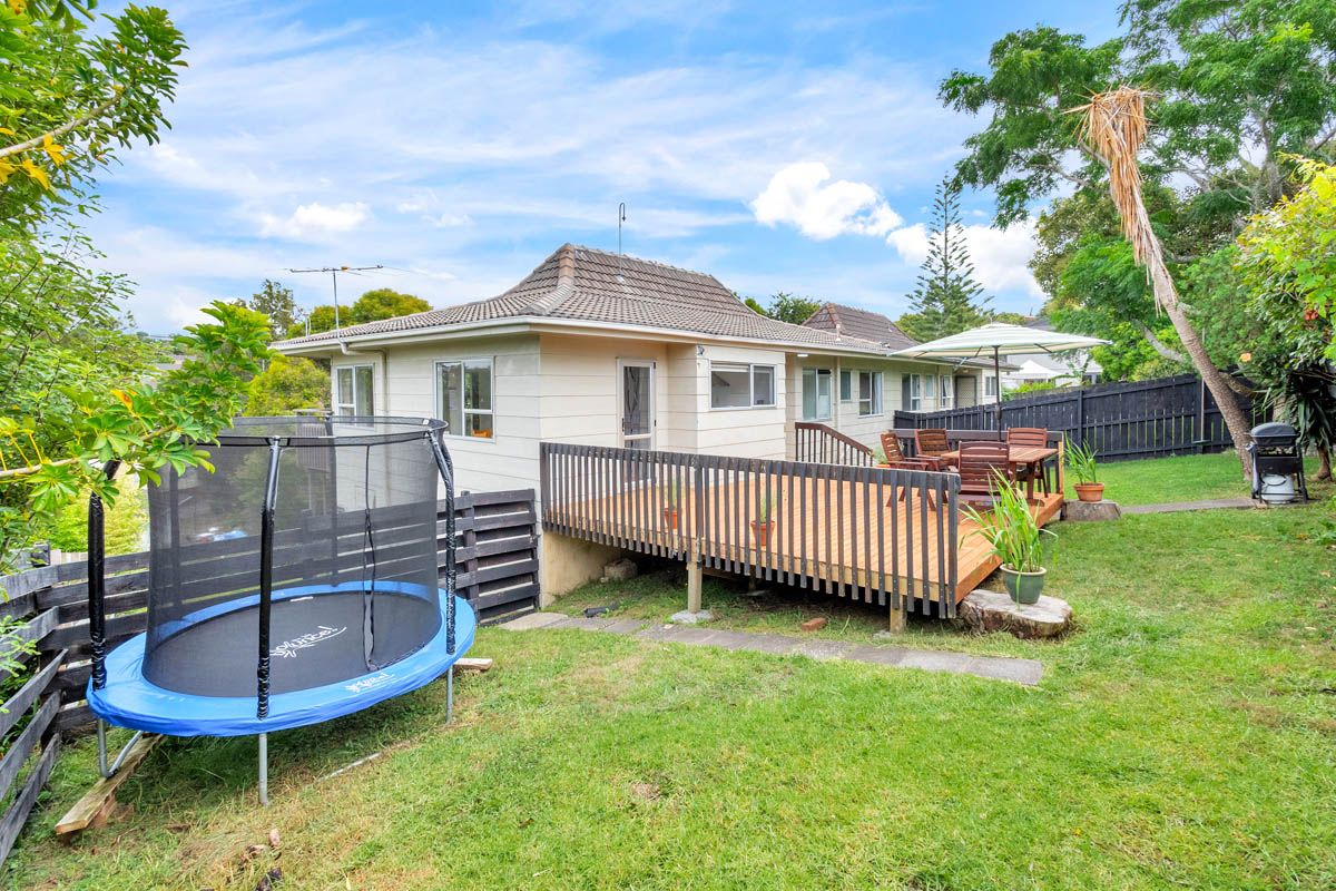 1/11 Foley Place, Torbay, North Shore City