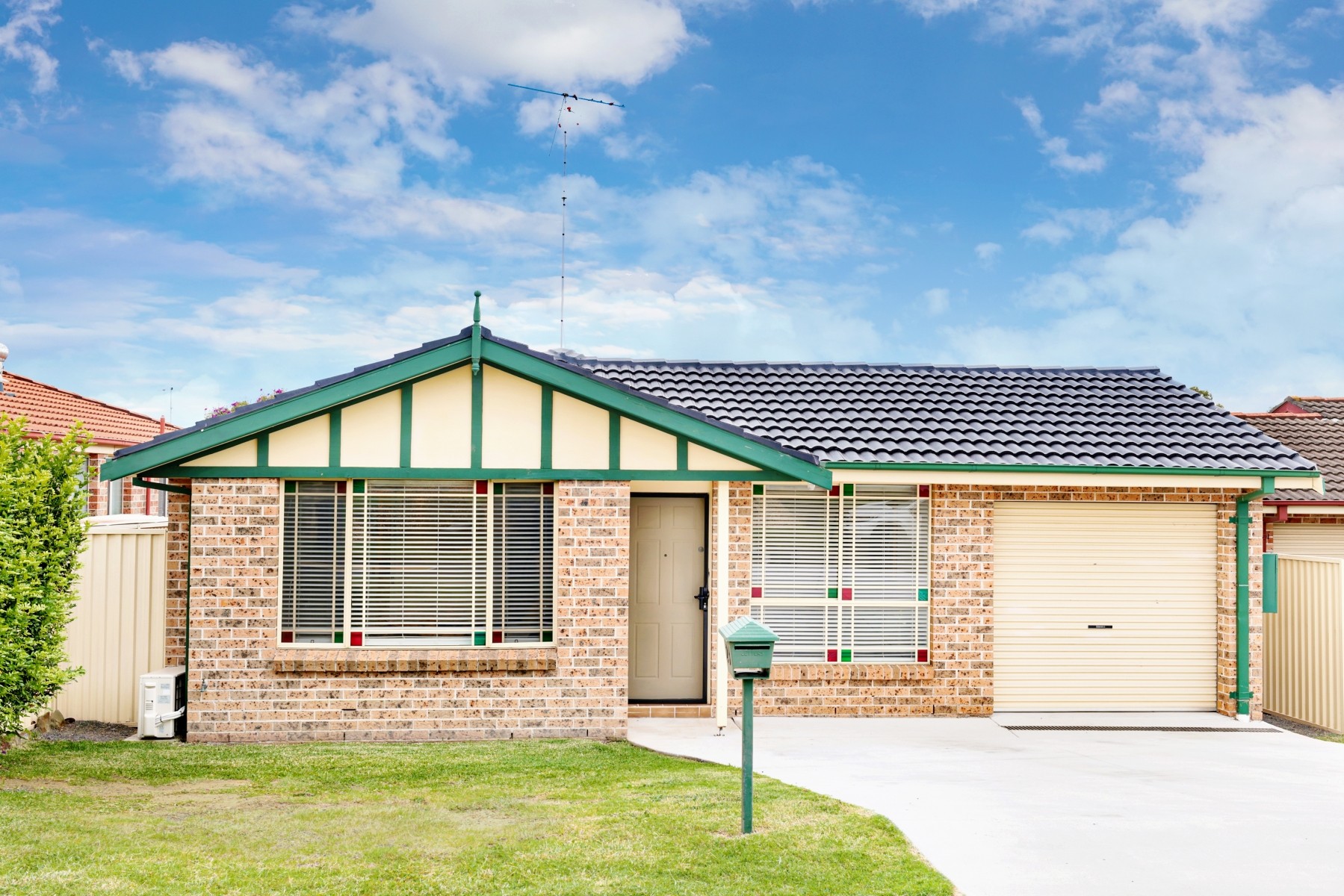 23 Kenneth Slessor Drive, Glenmore Park, NSW 2745