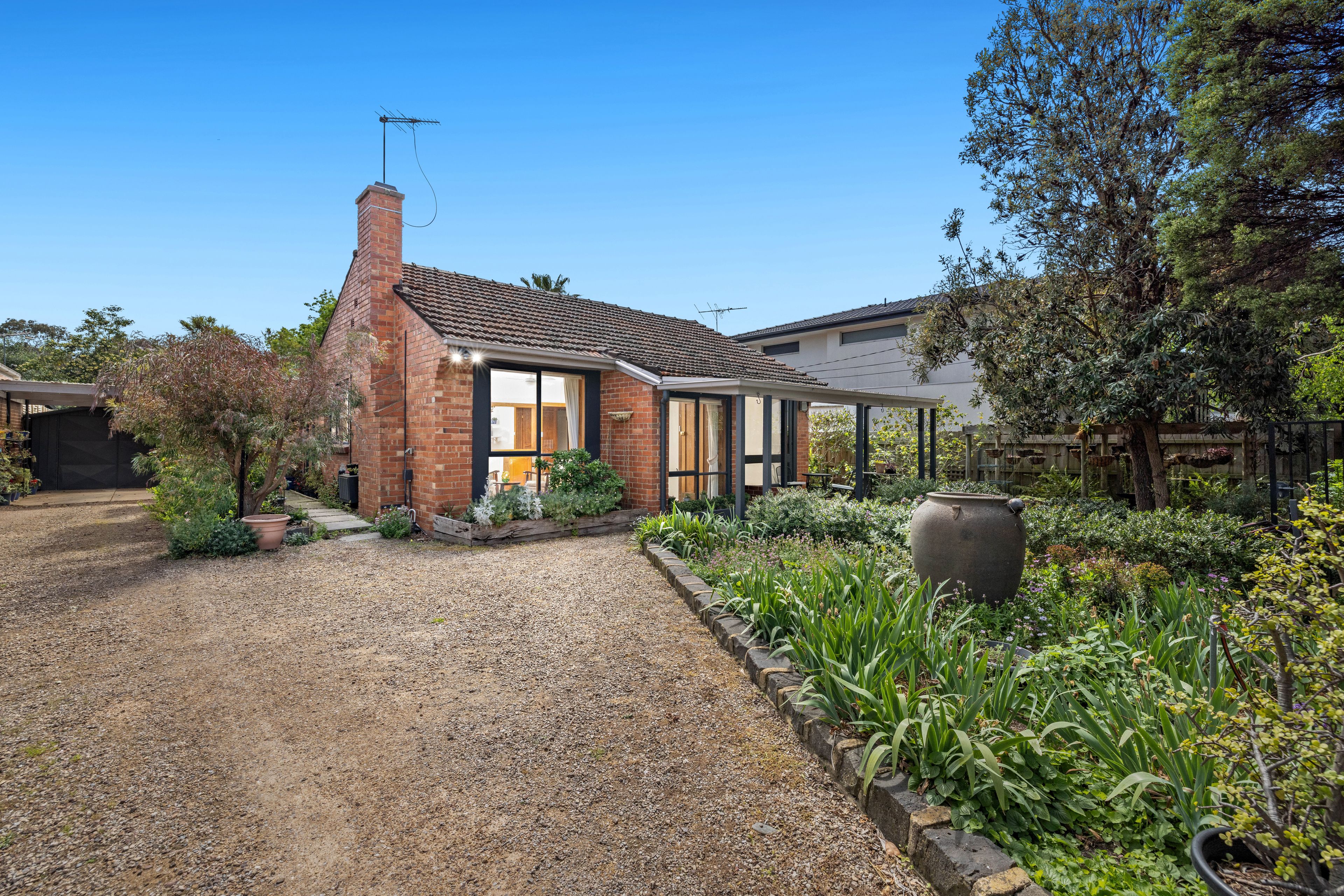 29 Lonsdale Avenue , Hampton East VIC 3188