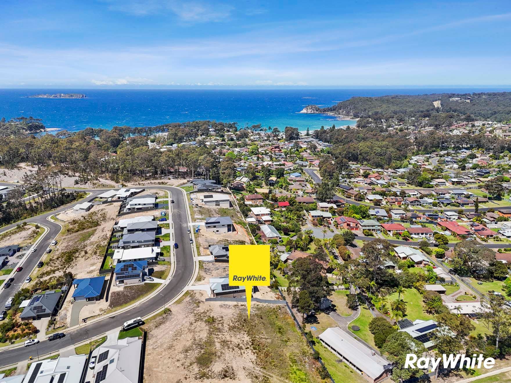 86 Freycinet Drive — photo 12 of 16