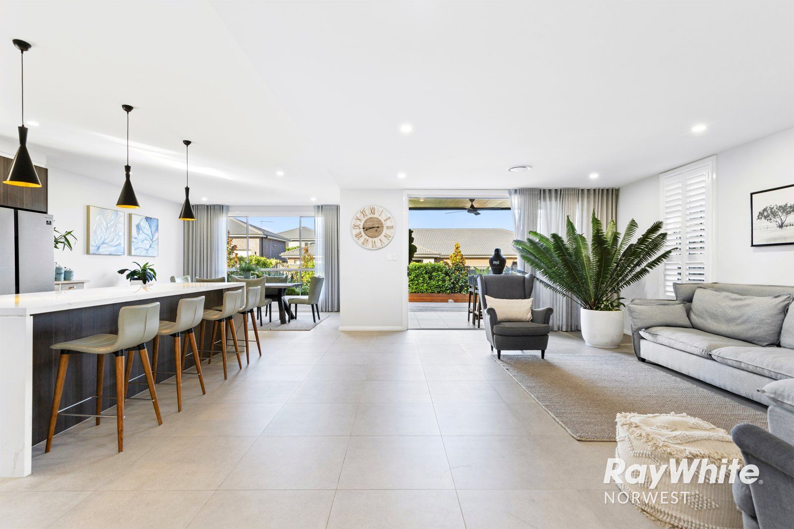 6 Braeburn Crescent, Stanhope Gardens, NSW 2768