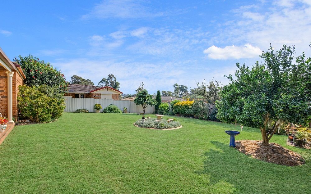 8 Mackillop, St Helens Park, NSW 2560