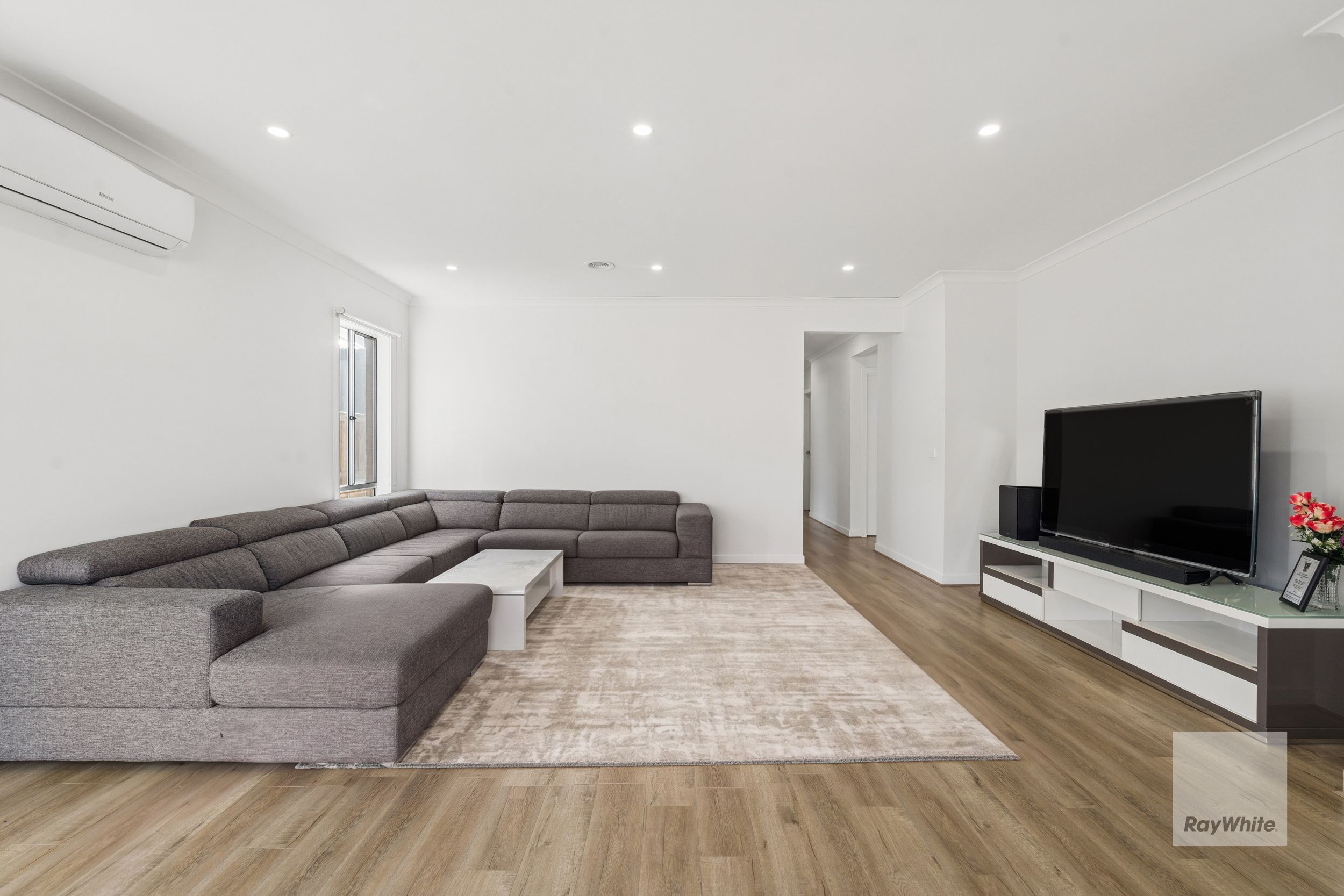 17 Stodart Street — photo 7 of 16