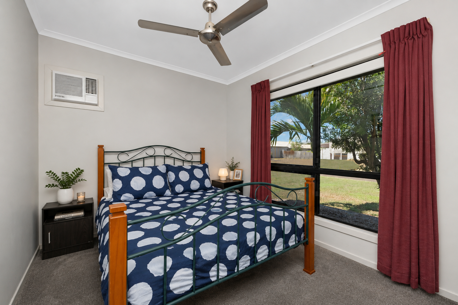 10 Dundabella Drive — photo 10 of 13