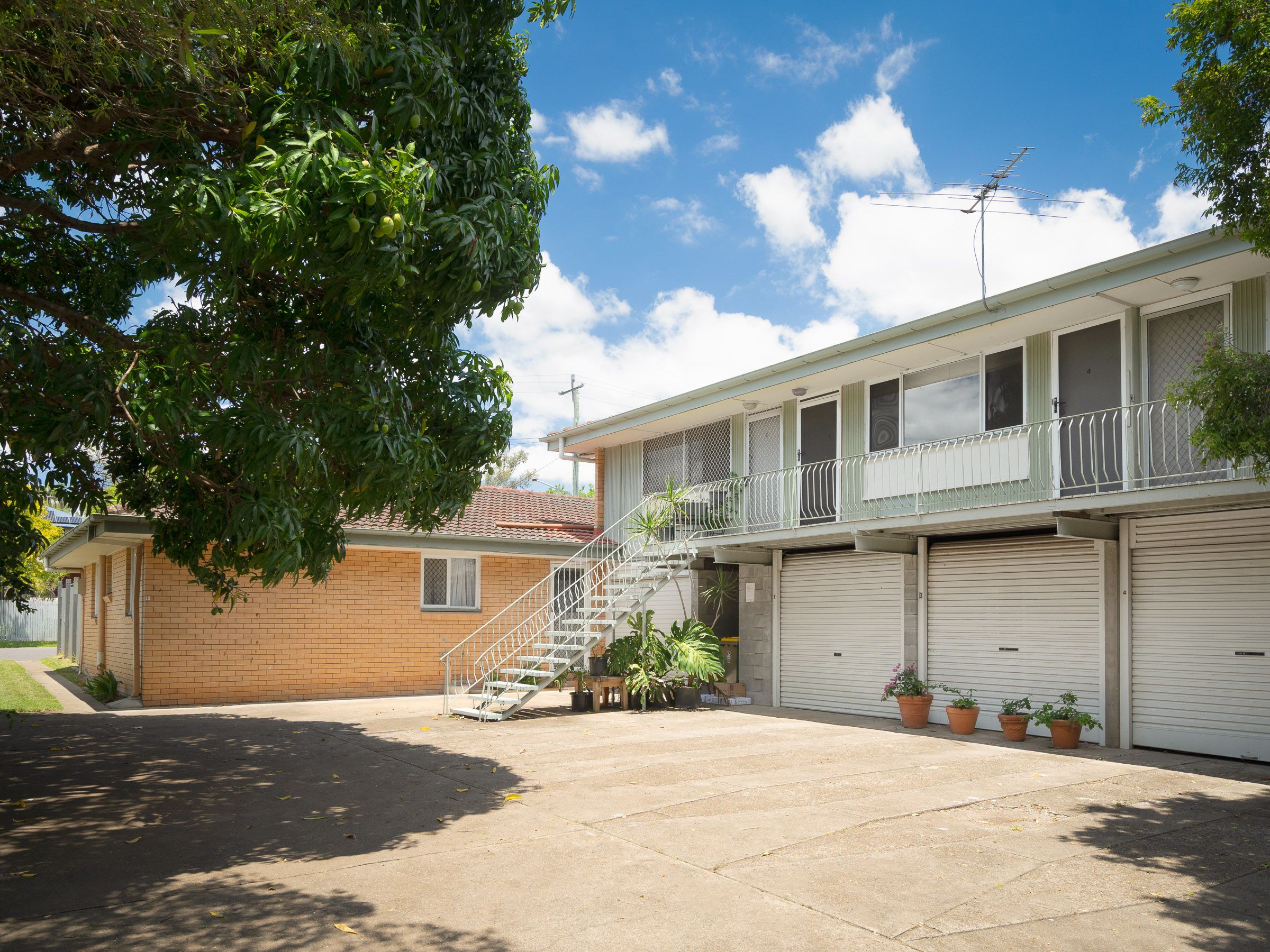 15 Park Road, Yeronga QLD 4104