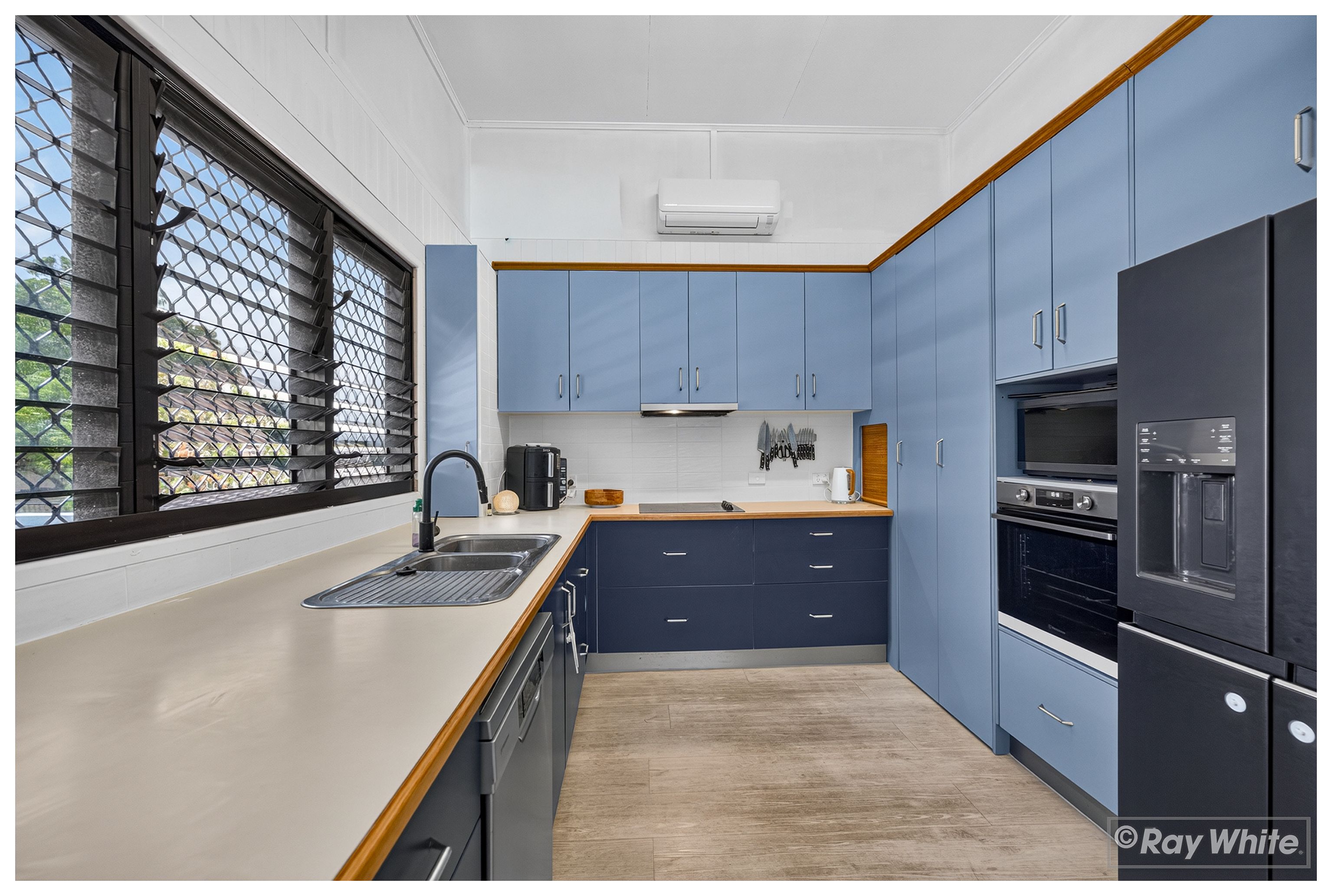217 West Street — photo 8 of 30