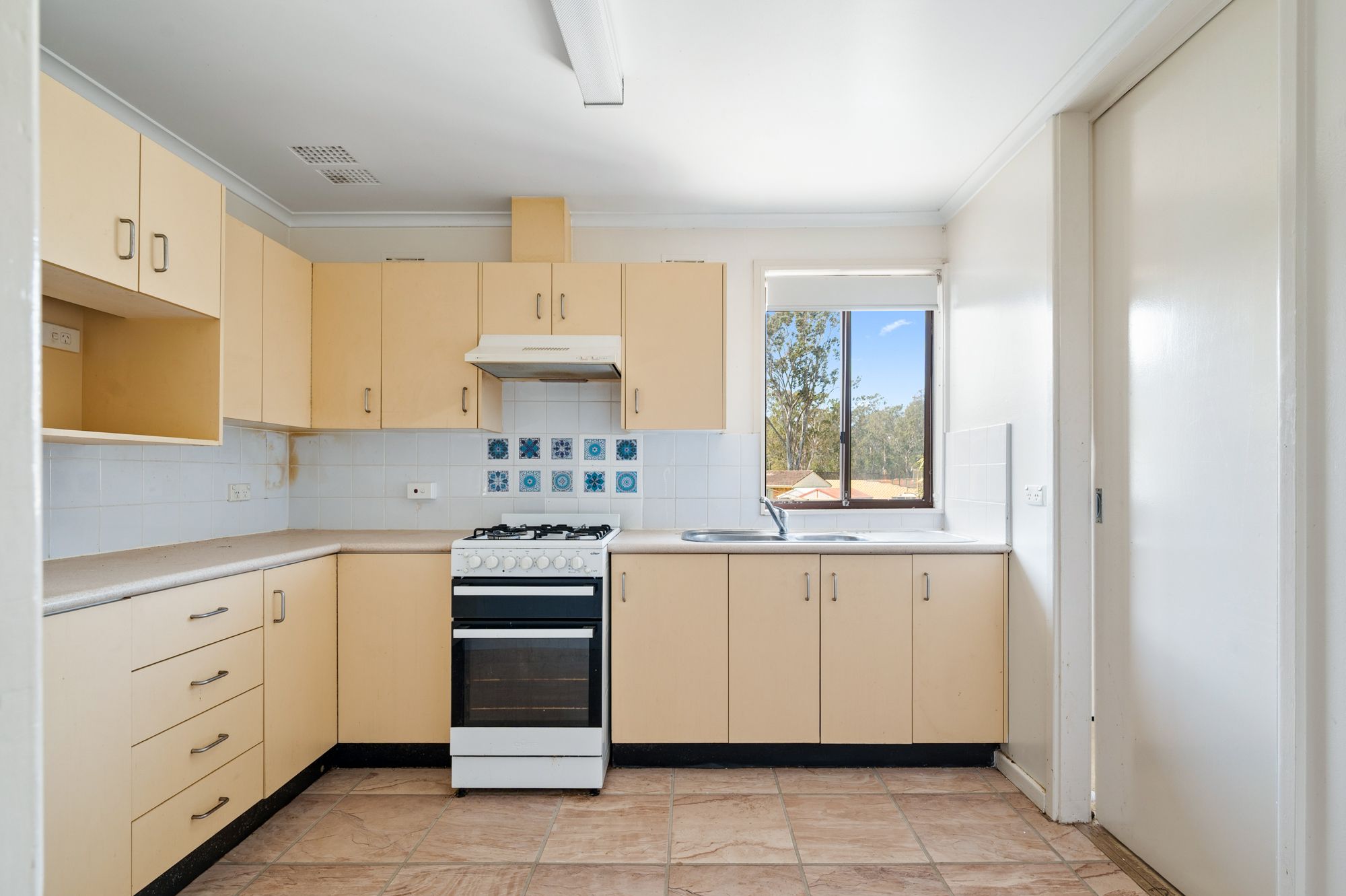 16 Karingal Place — photo 6 of 12