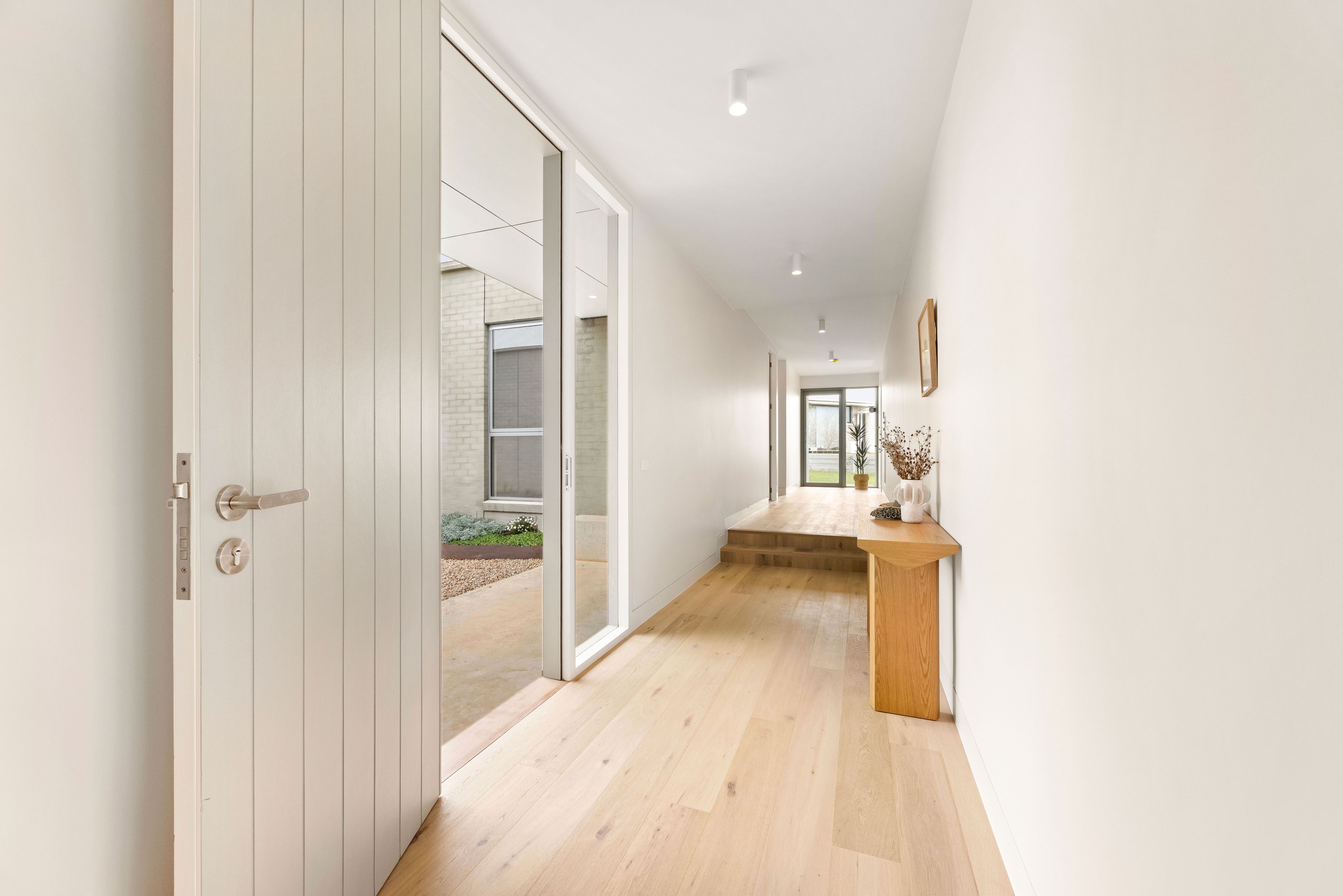 7 Greenslopes Avenue — photo 3 of 24