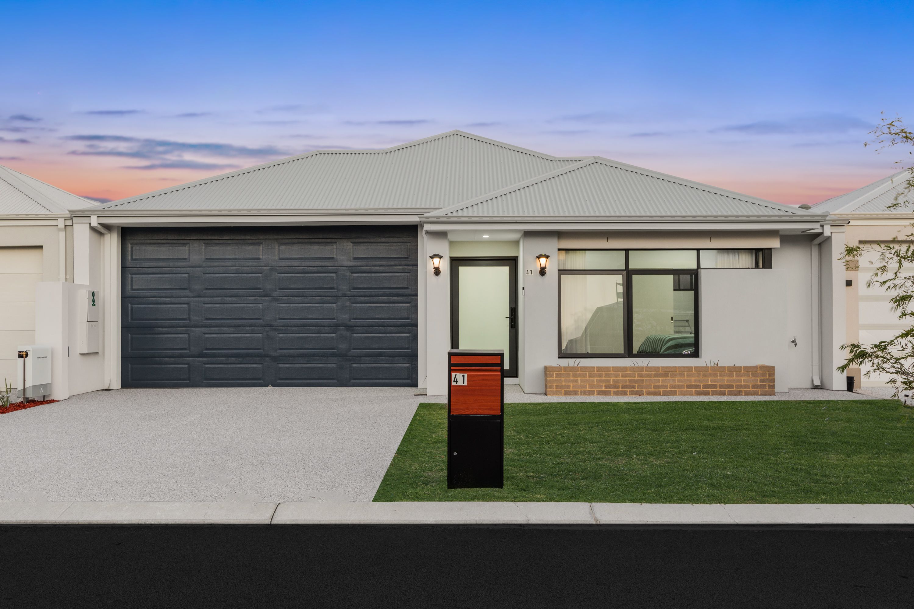 41 Tulipwood Loop — photo from Ray White Armadale City