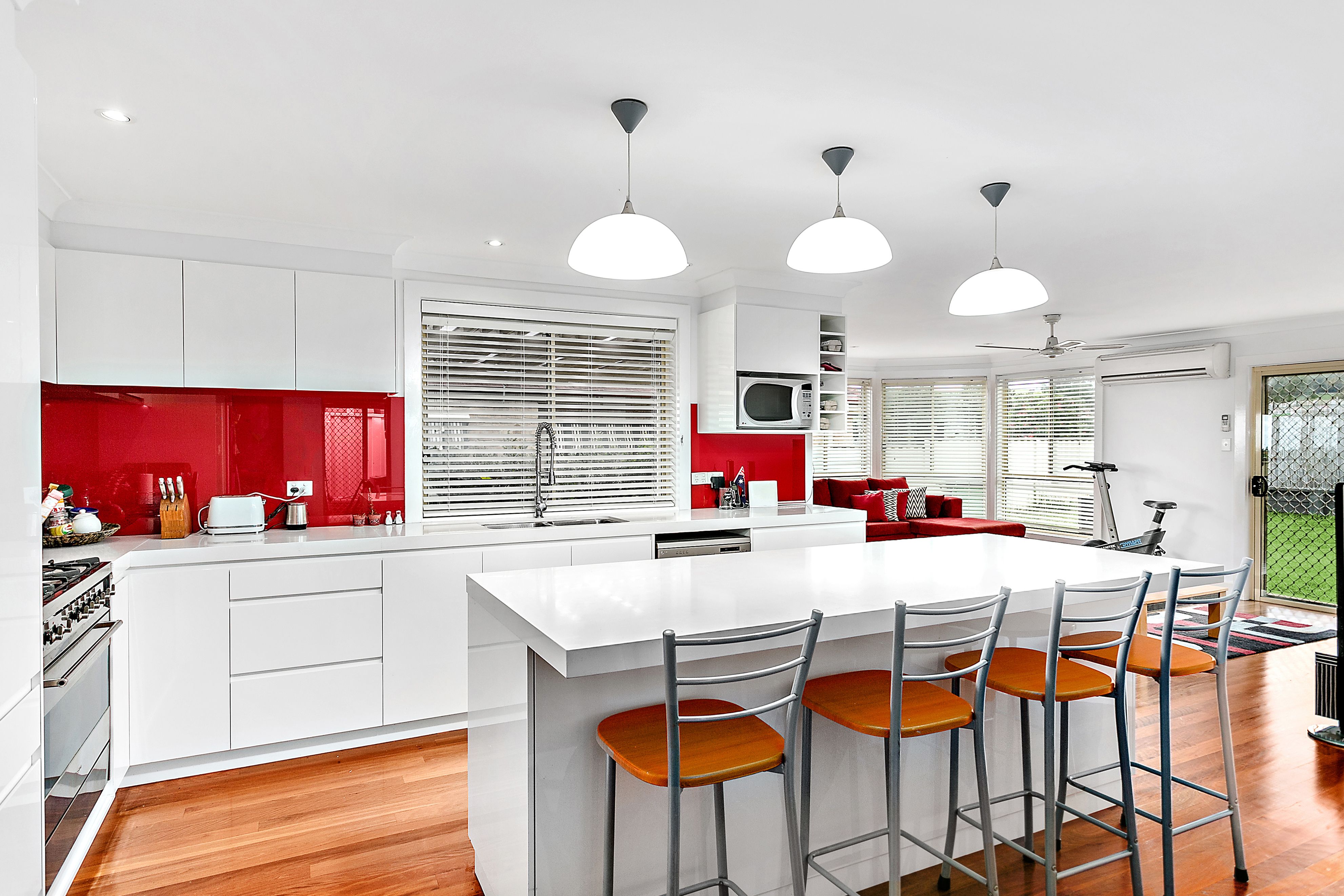8a McInerney Avenue, Albion Park, NSW 2527