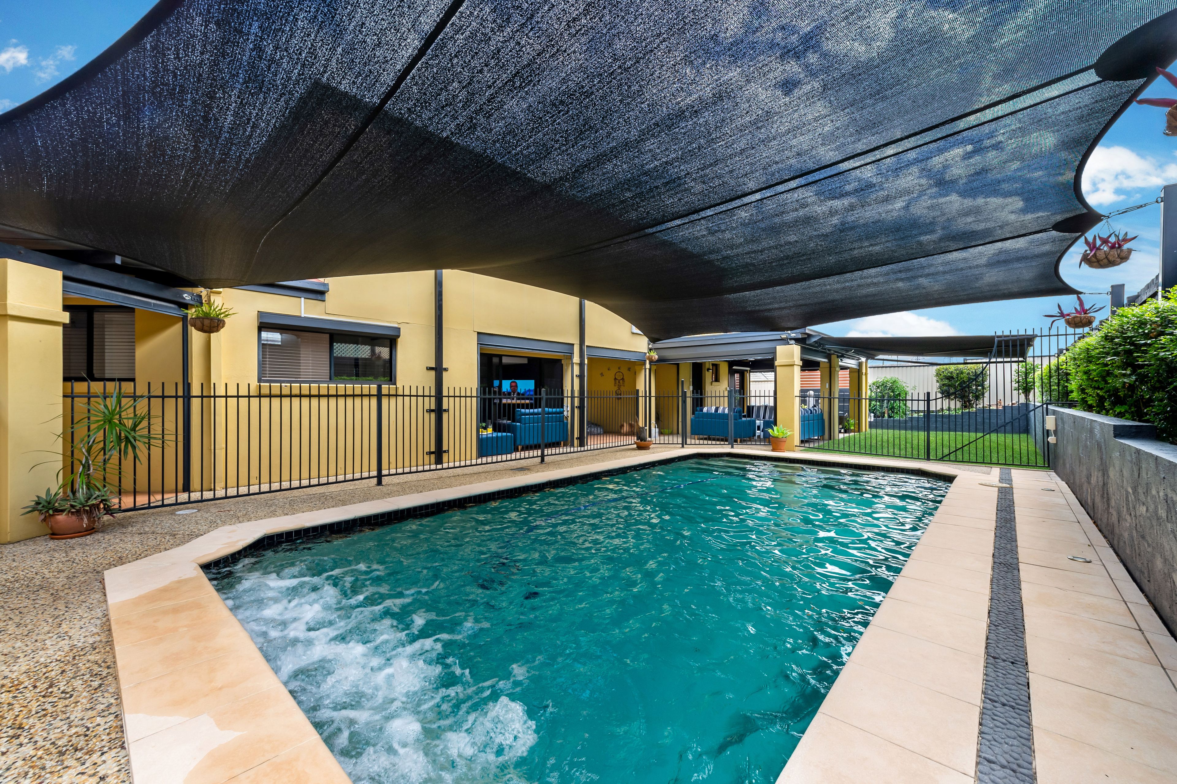 2 Magna Place, Bracken Ridge, QLD 4017