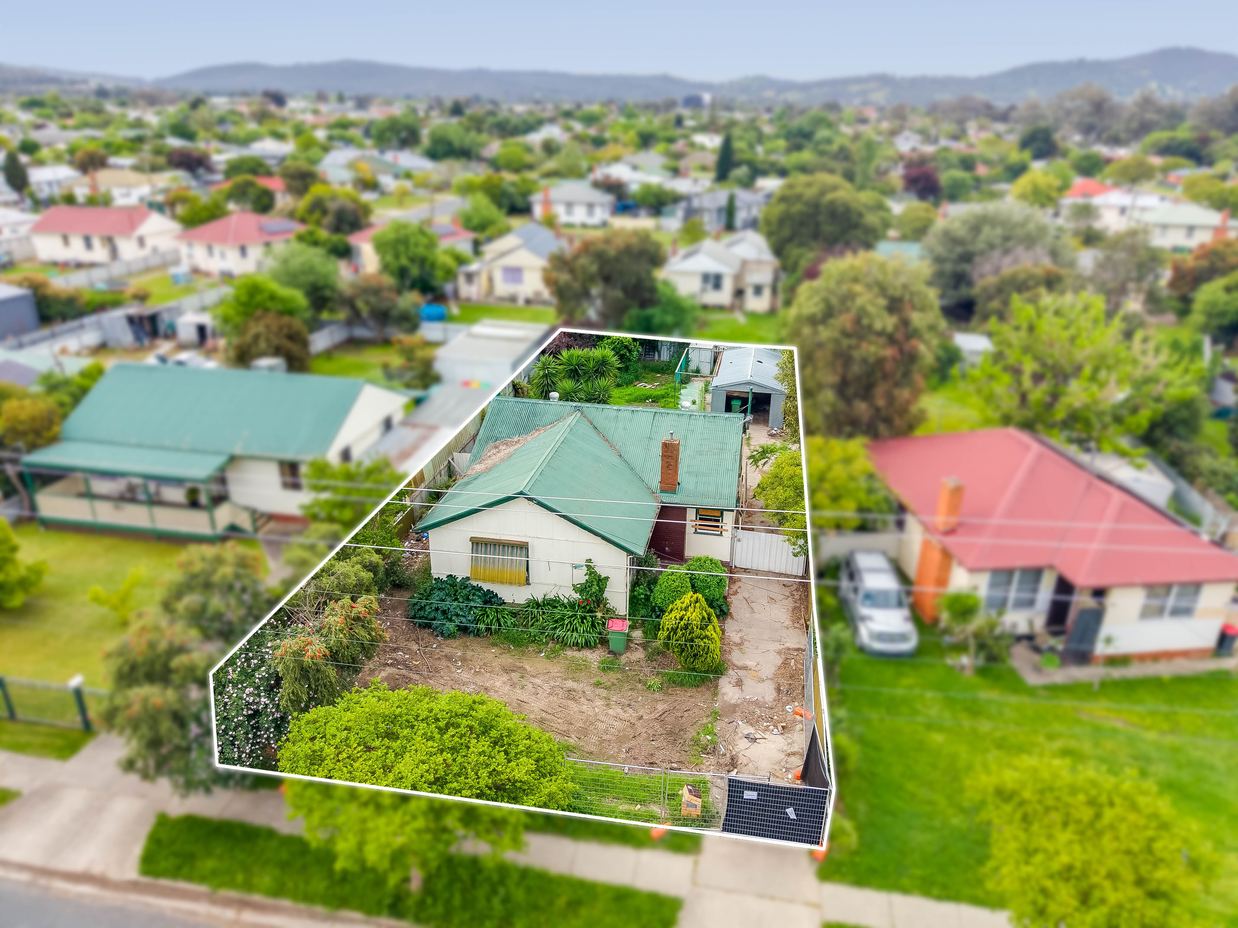 288 Swan Street — photo from Ray White Albury Central