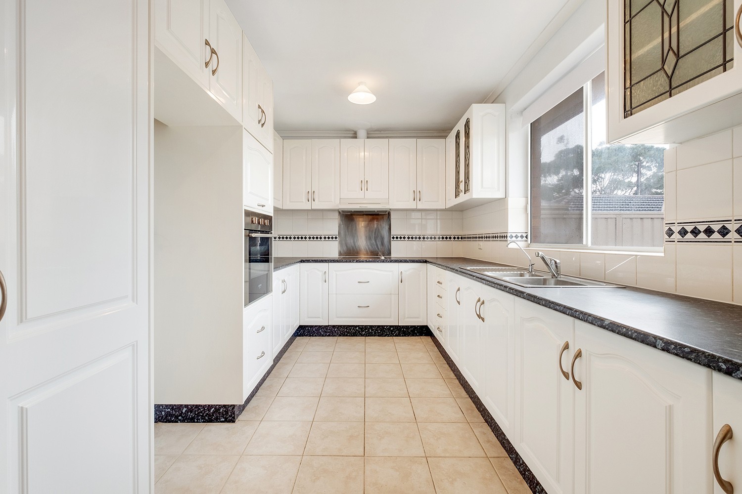 594 Grange Road, Henley Beach, SA 5022
