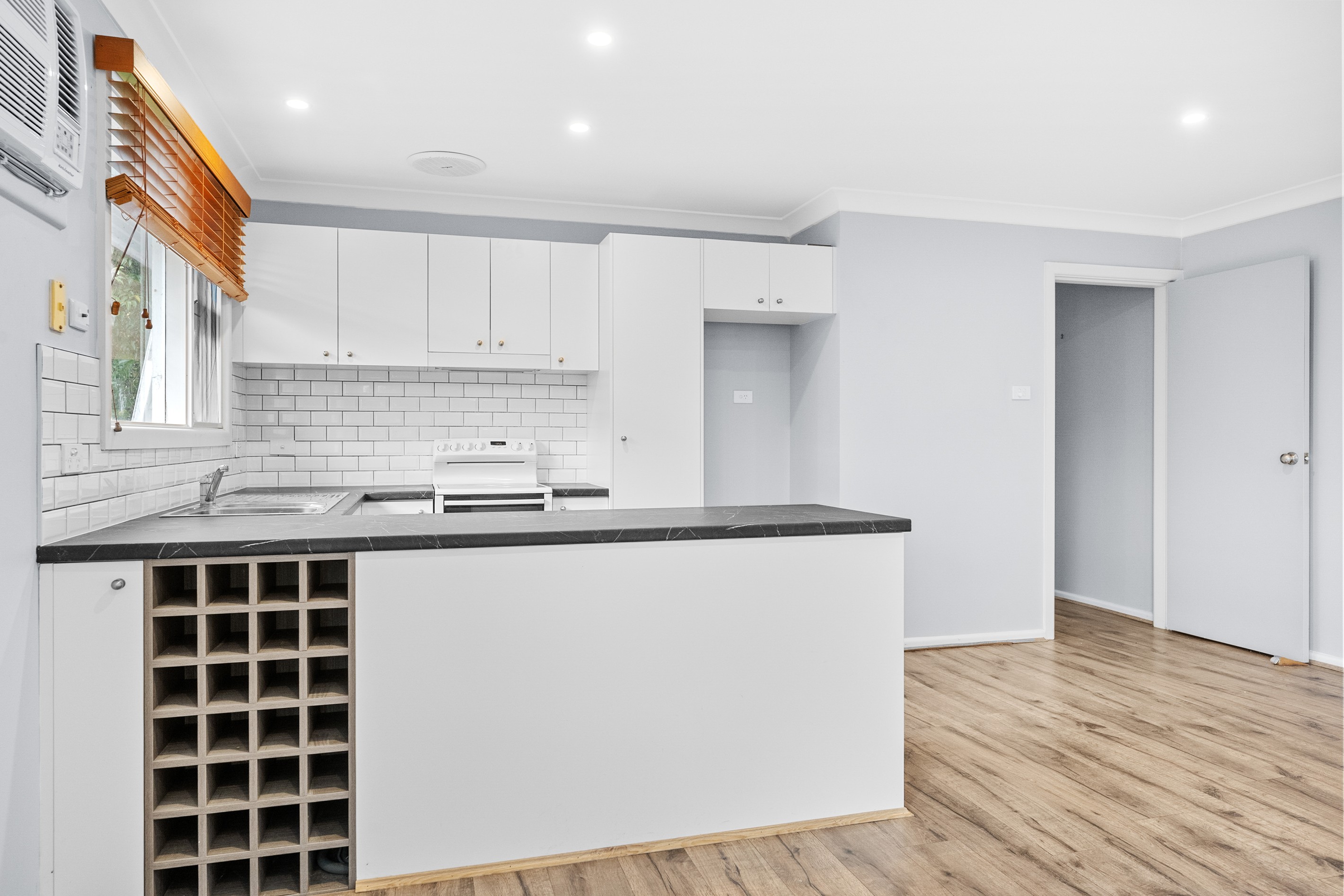 2/26 Flora Avenue, Mount Colah, NSW 2079