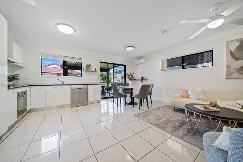 7/8 Cambridge Street, Carina Heights, QLD 4152