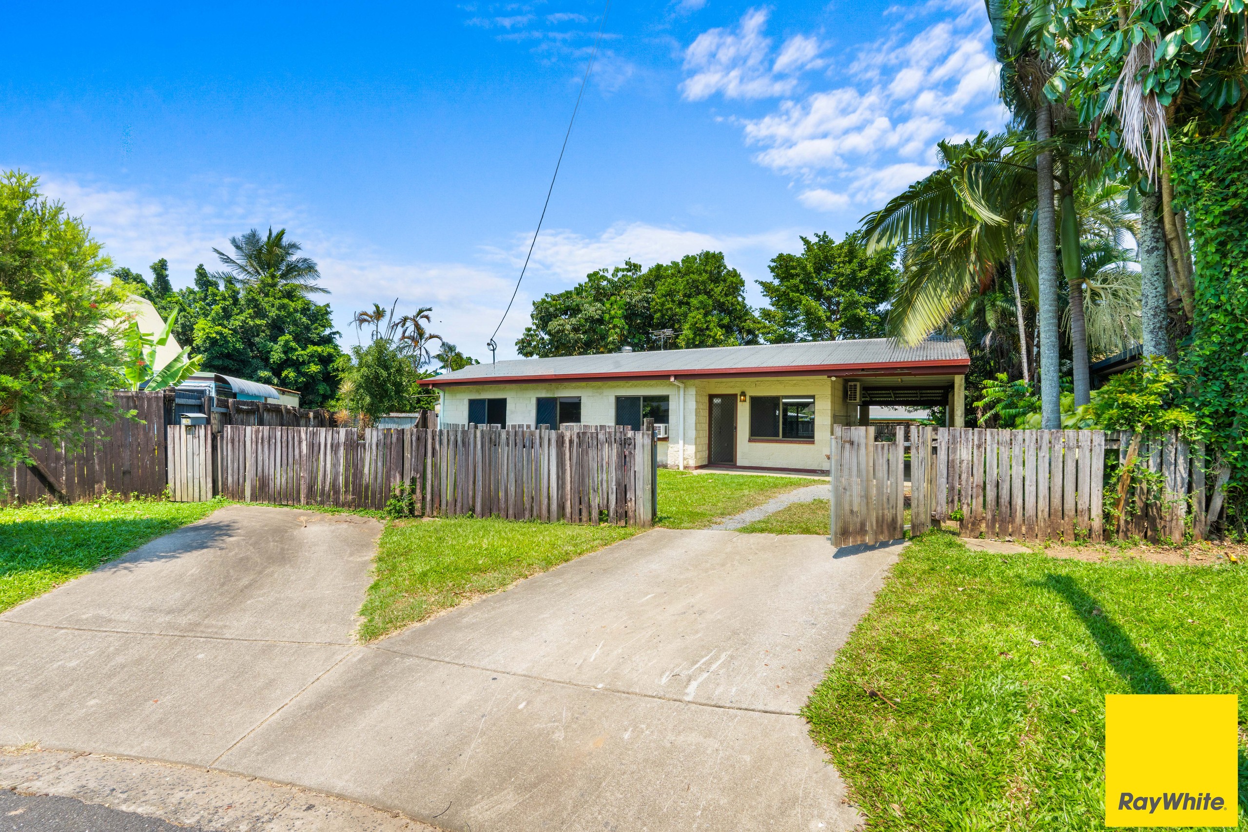 10 Ulambi Close, White Rock, QLD 4868