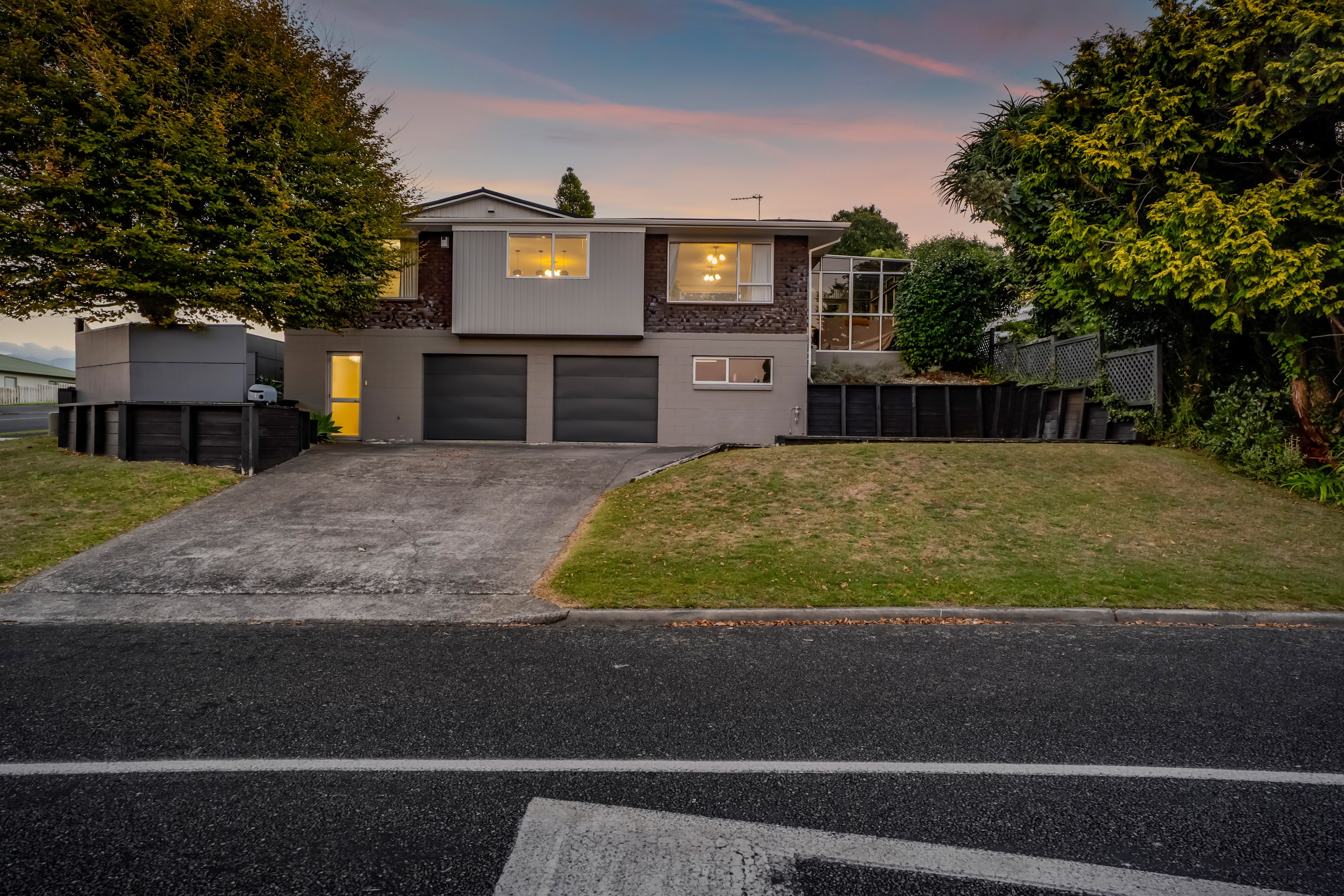 1 Cabot Place, Frankleigh Park, New Plymouth District