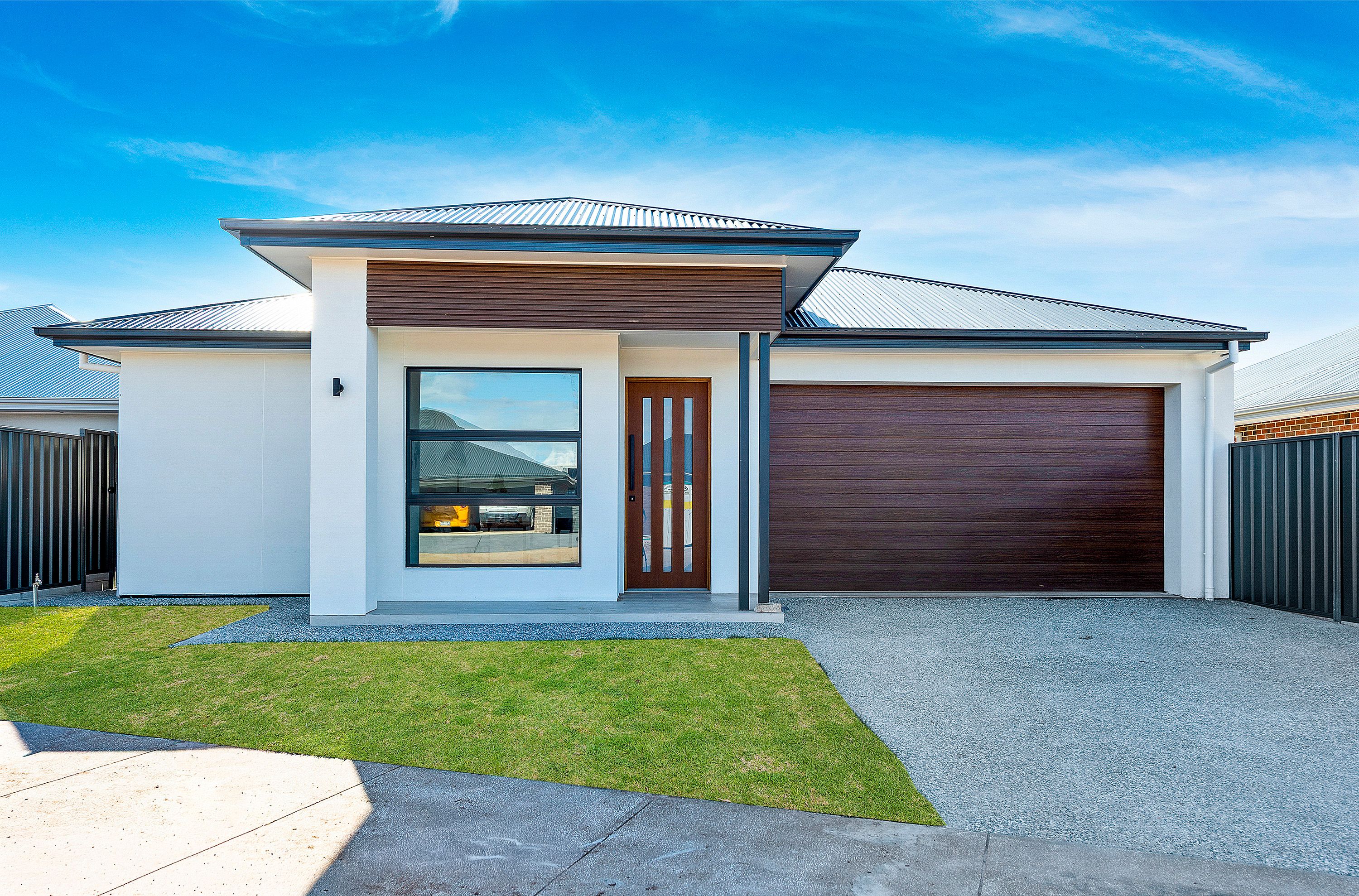 27 Lincoln Circuit — photo from Ray White Para Hills