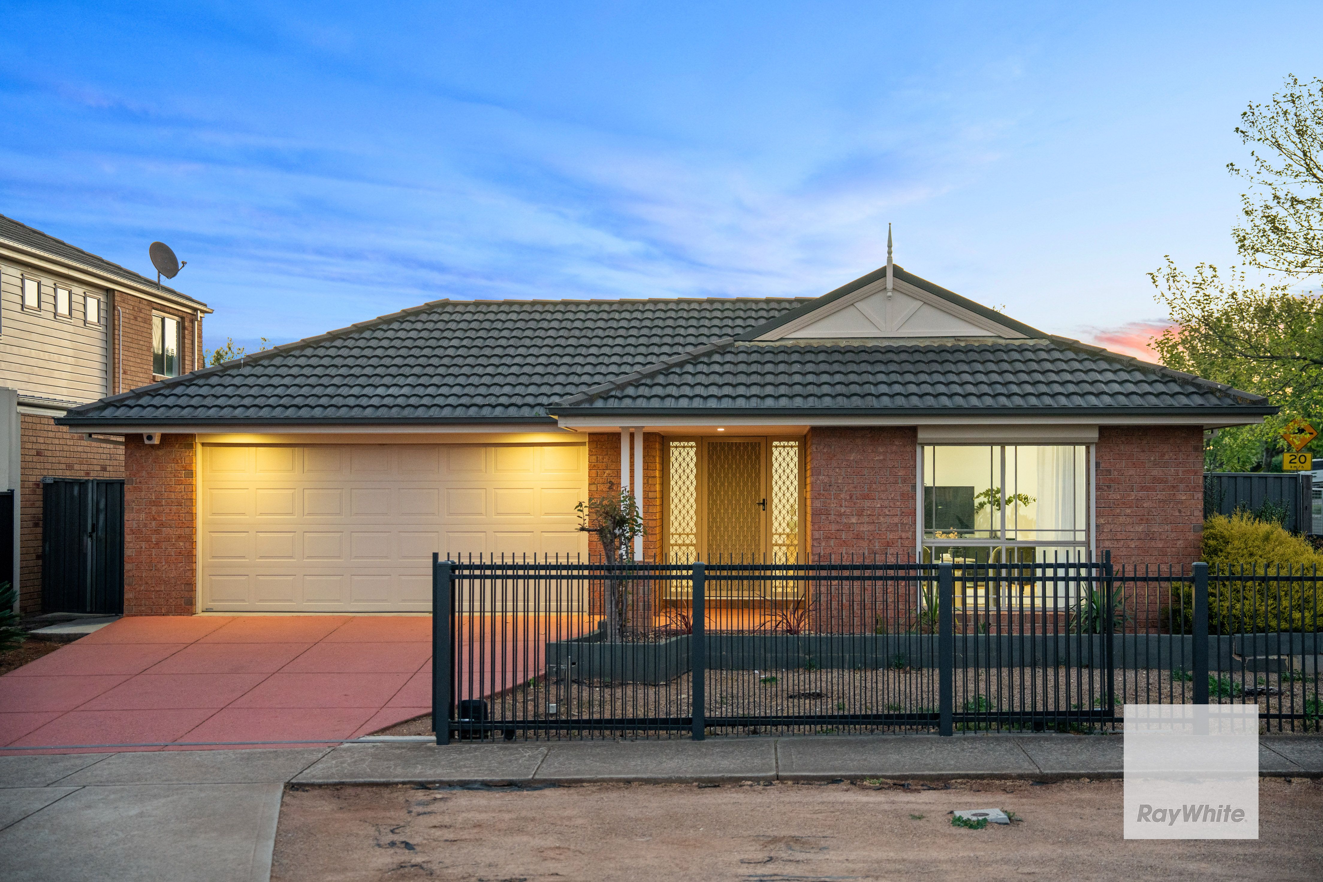 2 Coburn Way , Caroline Springs VIC 3023