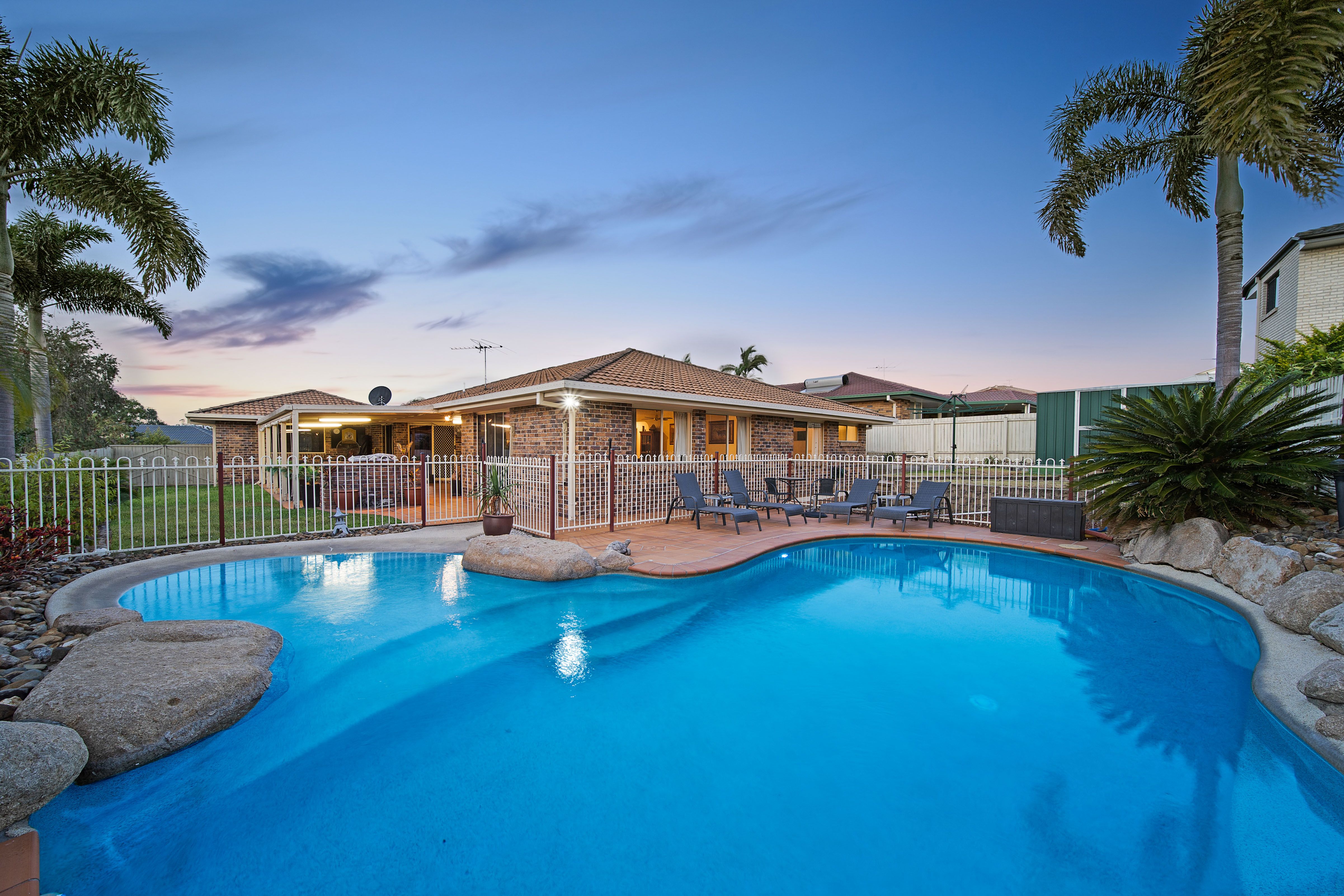 3 Bedfordshire Court, Heritage Park, QLD 4118