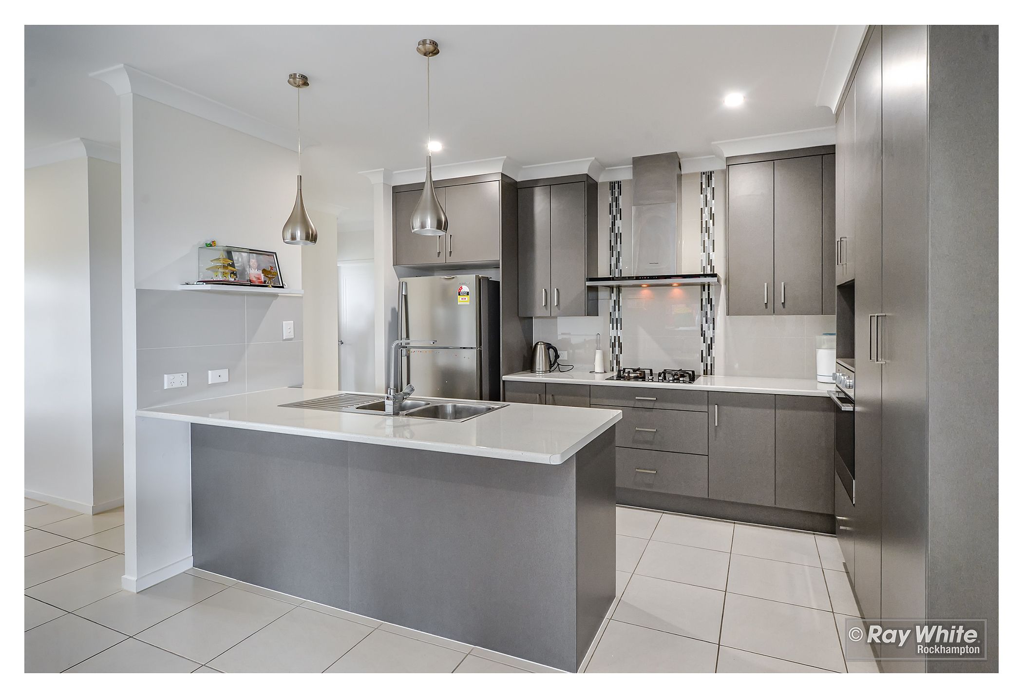 3 Varsity Crescent, Norman Gardens, QLD 4701