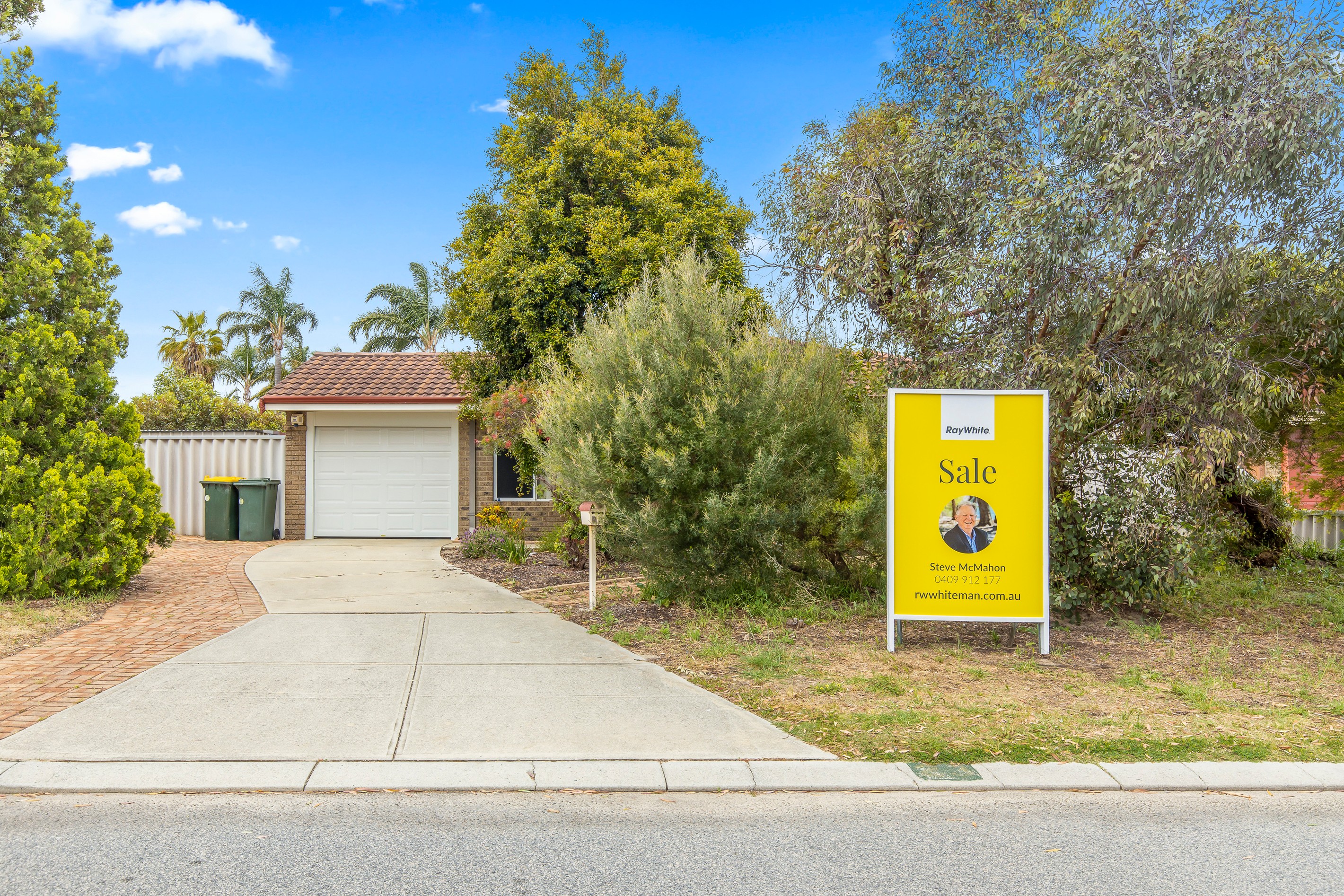 23 Winchester Place, Ballajura, WA 6066
