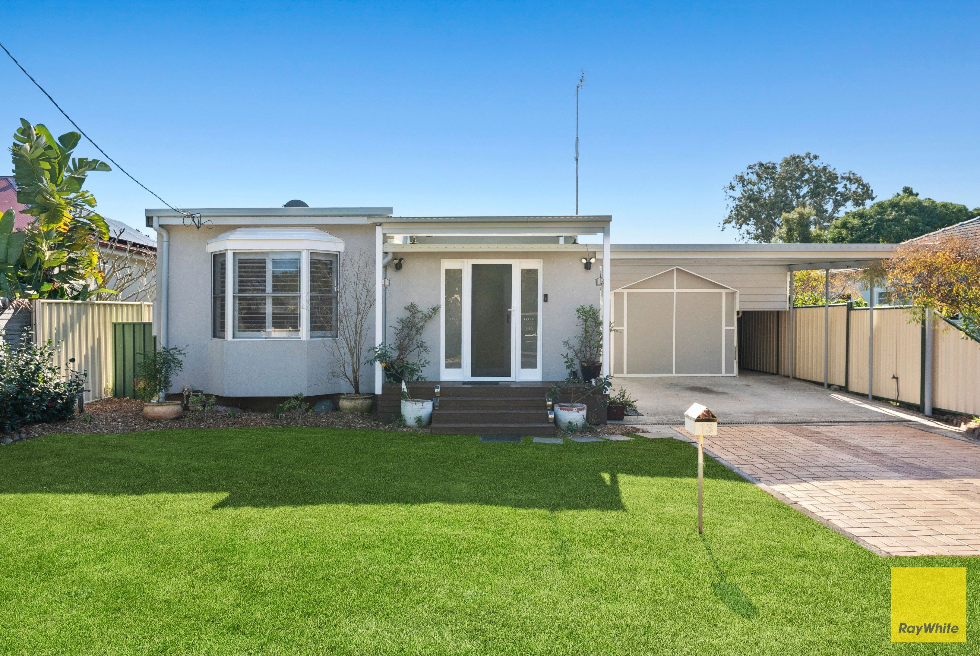 13 Terry Avenue — photo 3 of 22