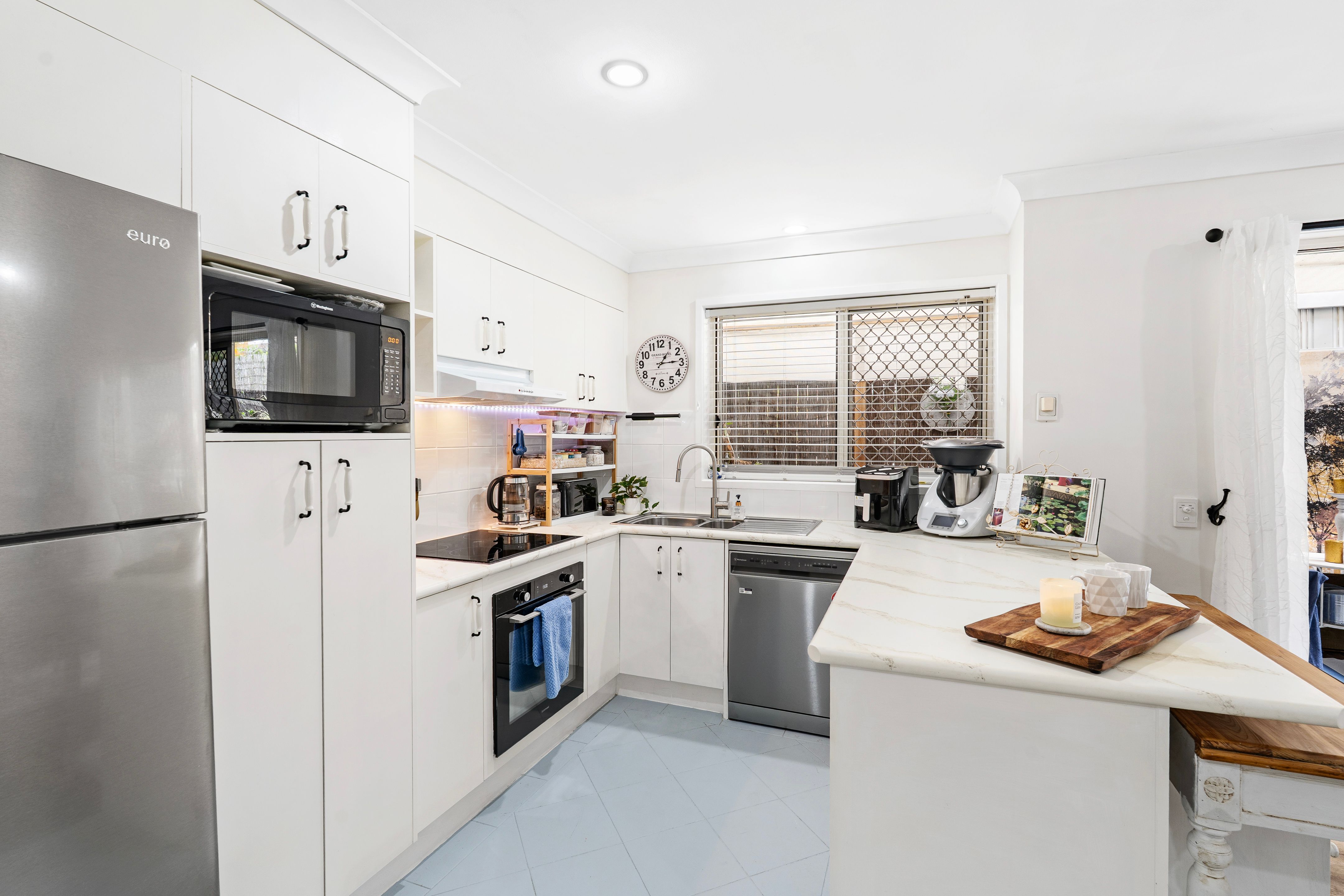 1/10 Martin Street — photo 6 of 30